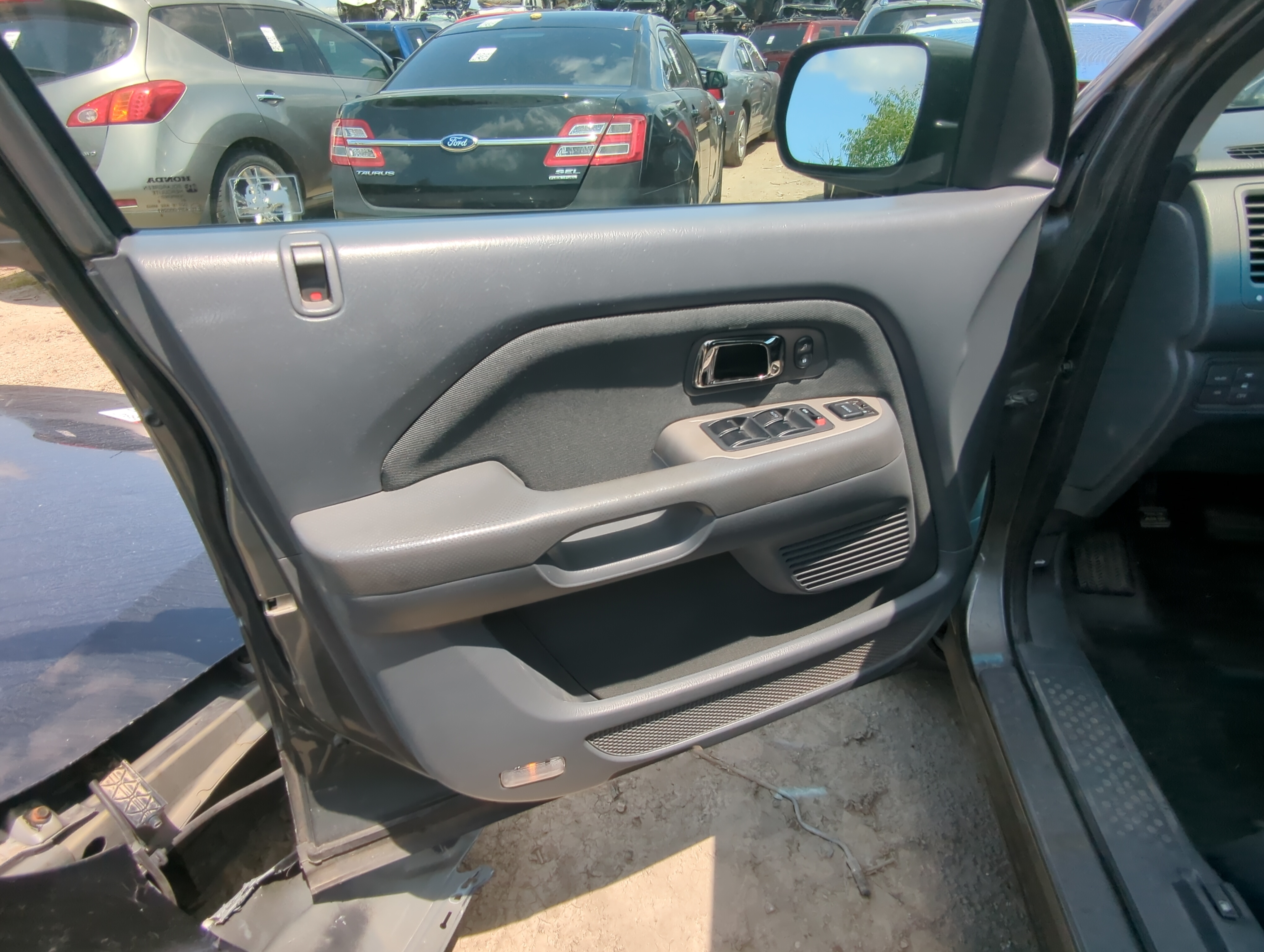 Picture of 2007 Honda Pilot Front Left Driver Interior Door Panel Trim 1081376