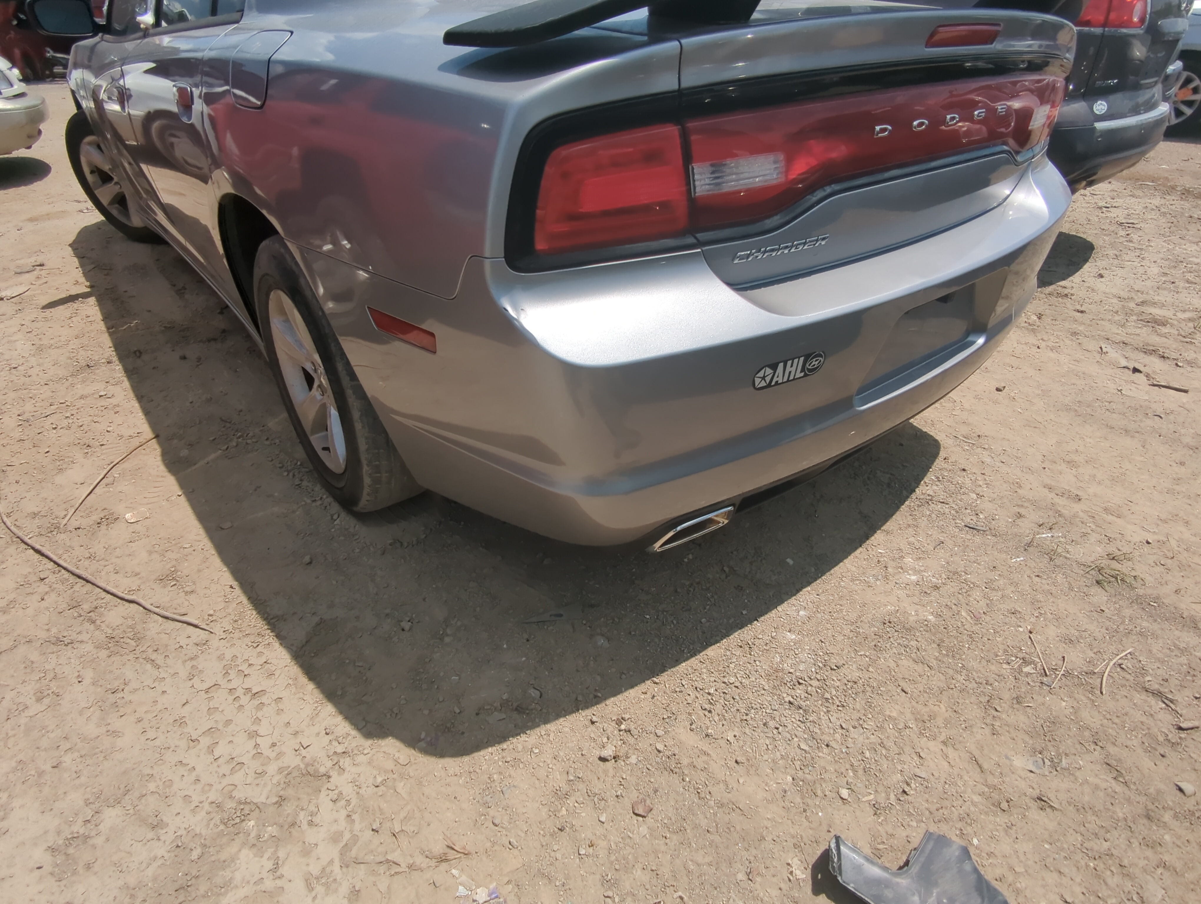 2011-2014 Dodge Charger Rear Bumper Assembly Oem 1081671 - Oemusedautoparts1.com