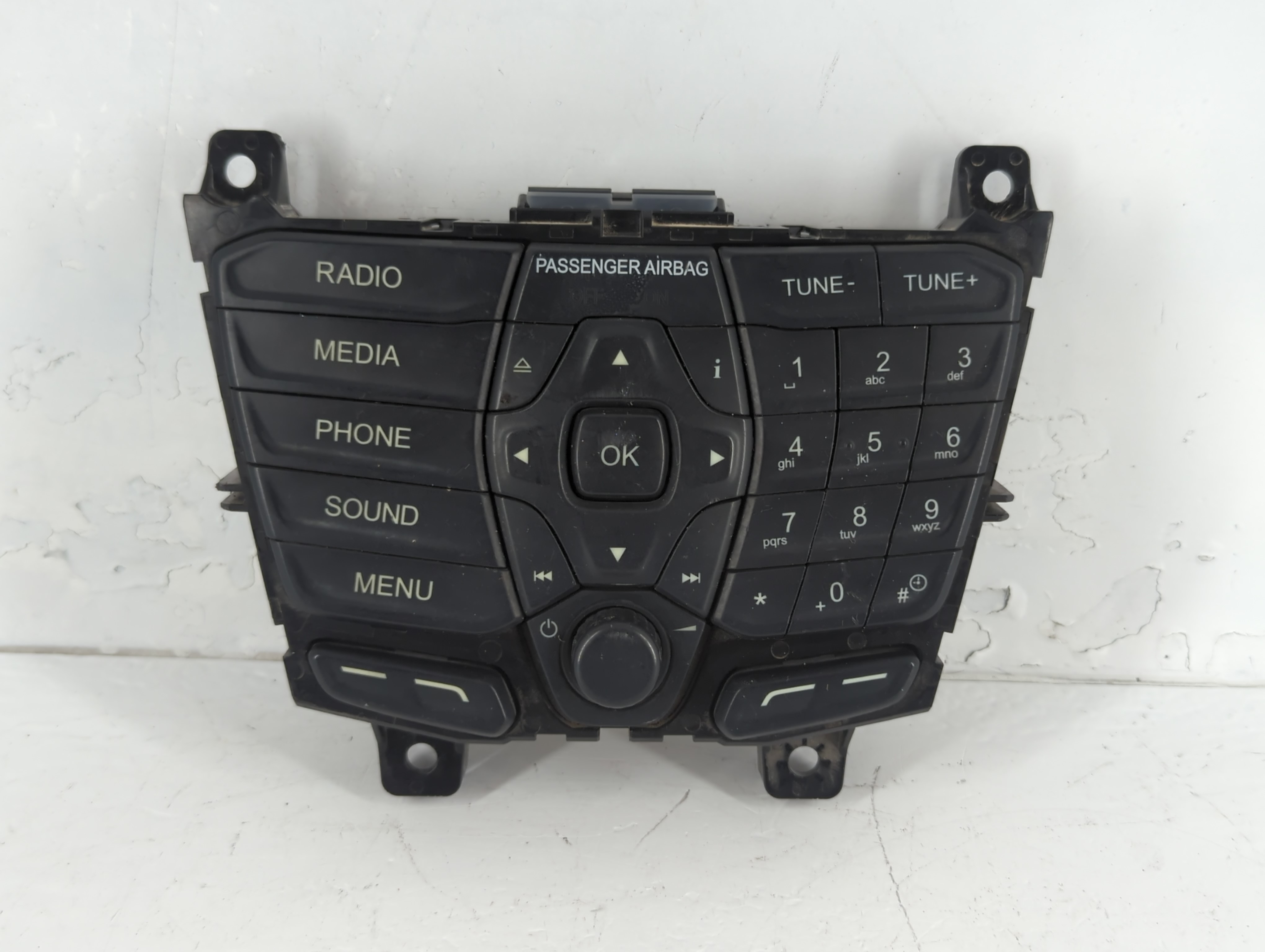 2016-2016 Ford Transit-350 Am Fm Cd Player Radio Receiver 1081734 - Oemusedautoparts1.com
