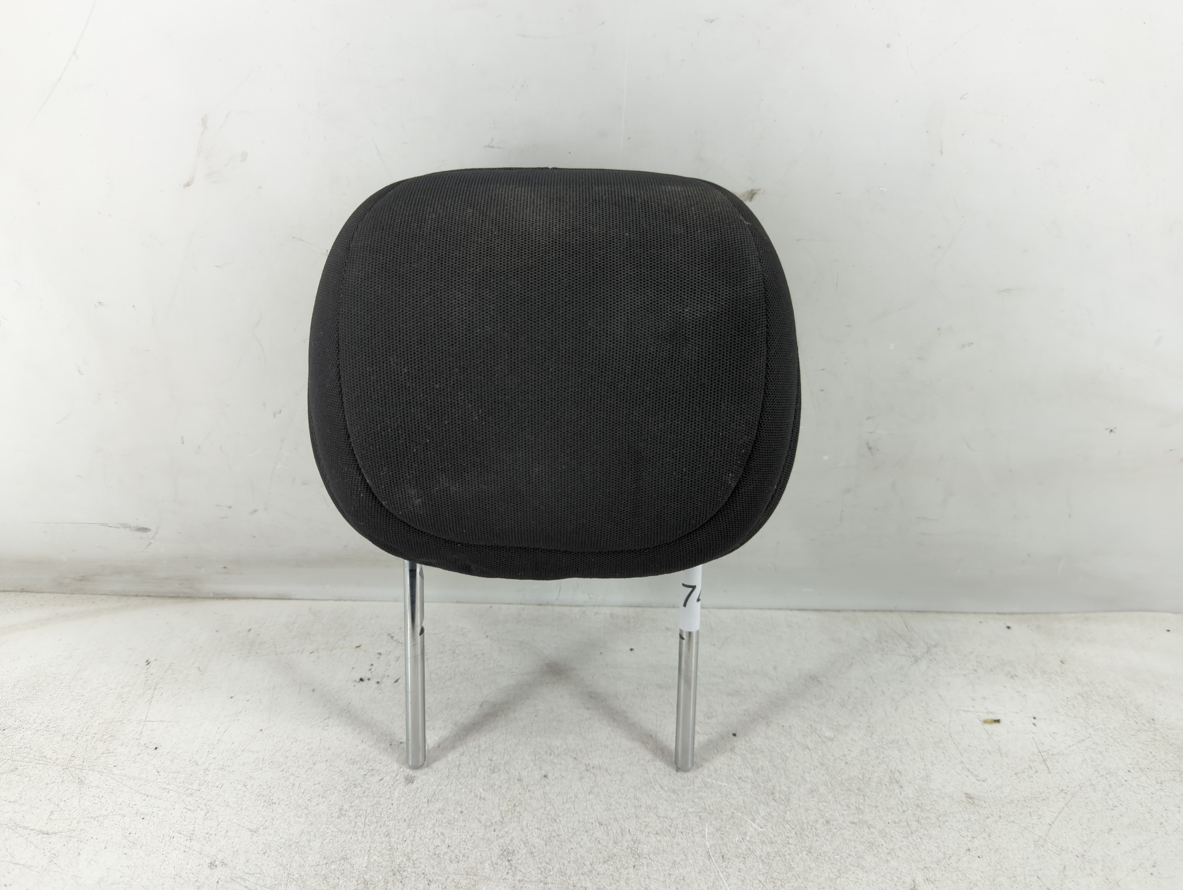 2013-2016 Dodge Dart Headrest Head Rest Front Driver Passenger Seat 1081740 - Oemusedautoparts1.com