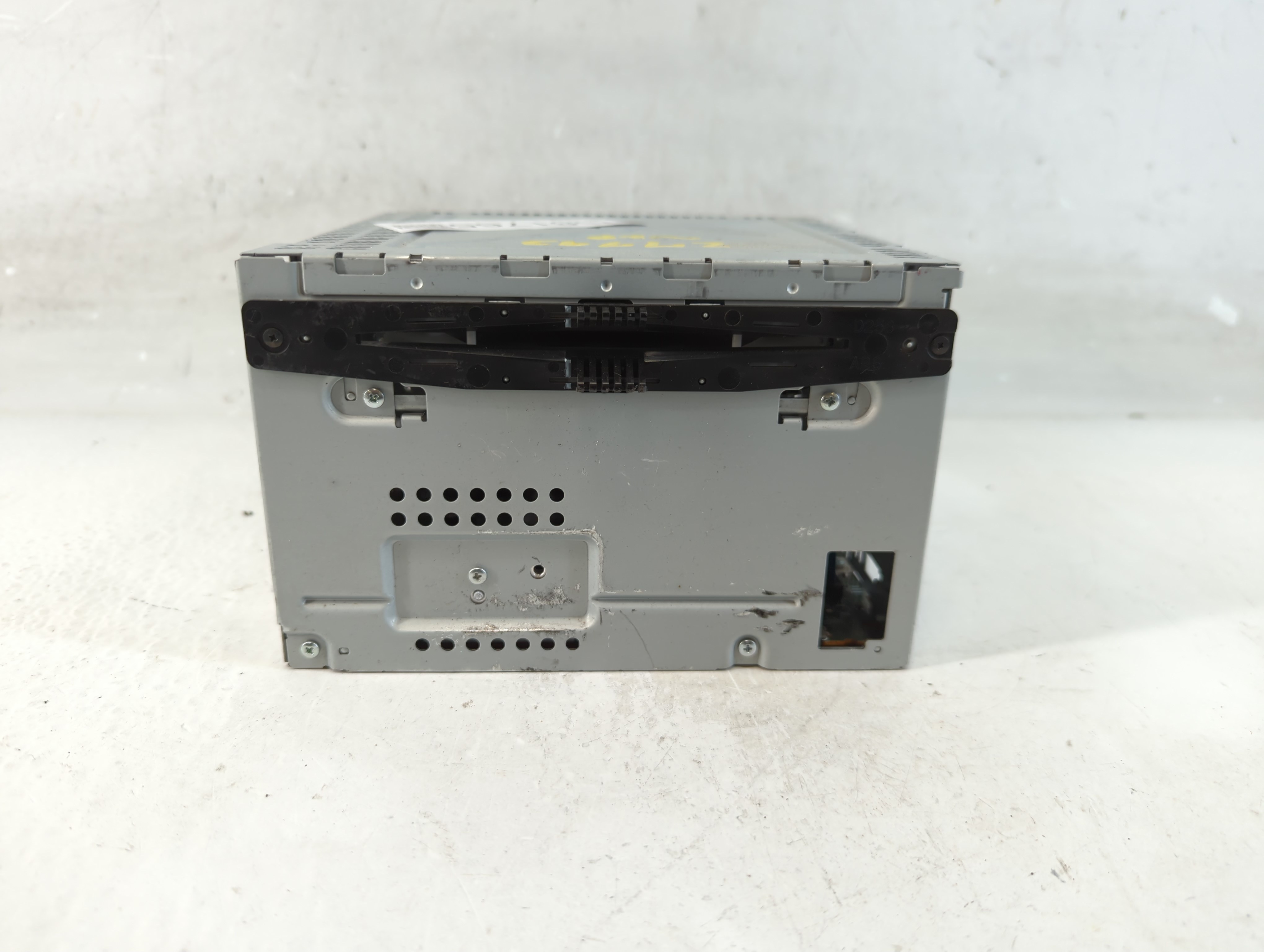 2011-2012 Ford Taurus Am Fm Cd Player Radio Receiver 1081765 - Oemusedautoparts1.com