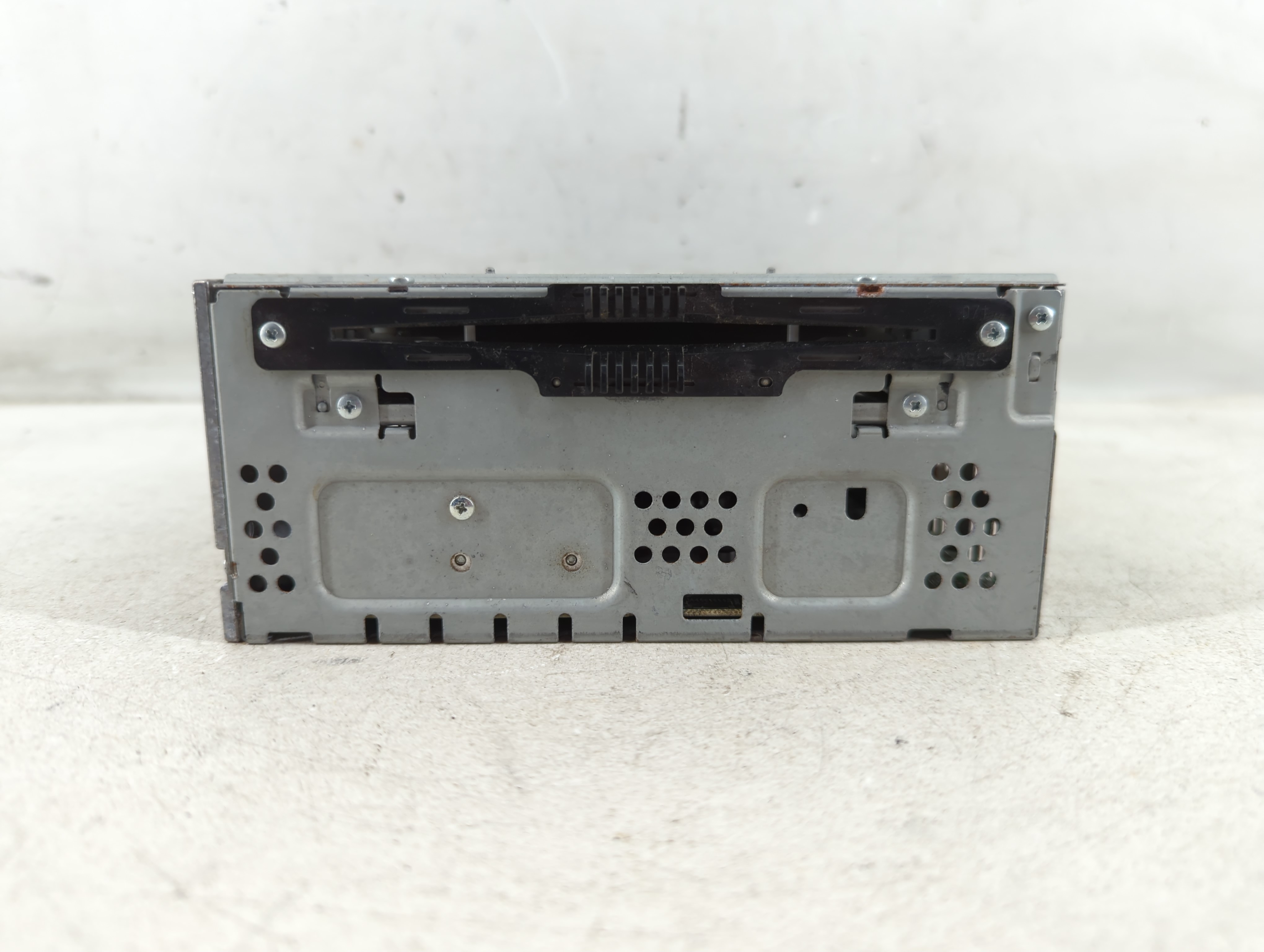 2014-2019 Ford Taurus Am Fm Cd Player Radio Receiver 1081790 - Oemusedautoparts1.com