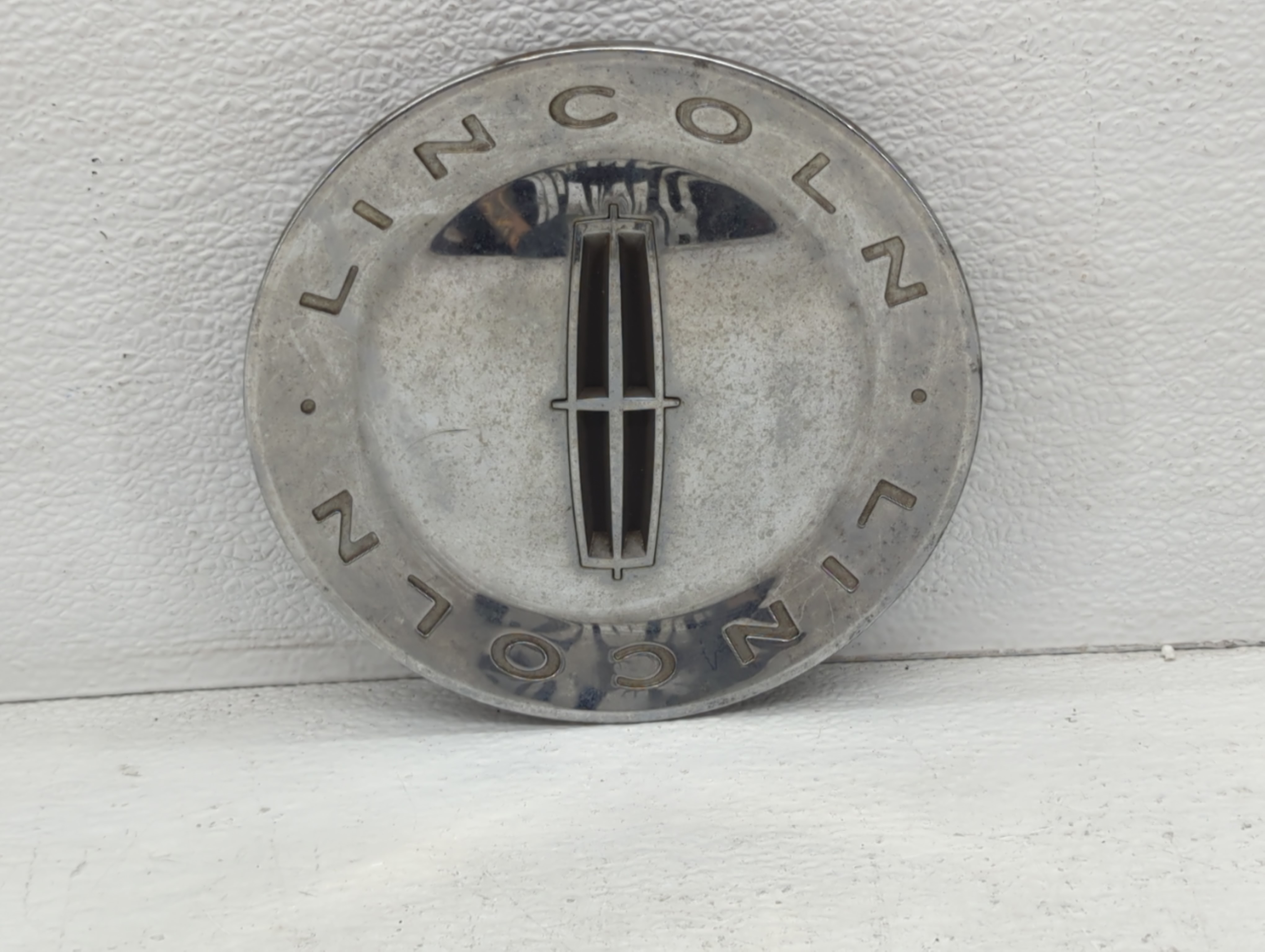 2010 Lincoln Navigator Rim Wheel Center Cap 1081797 - Oemusedautoparts1.com
