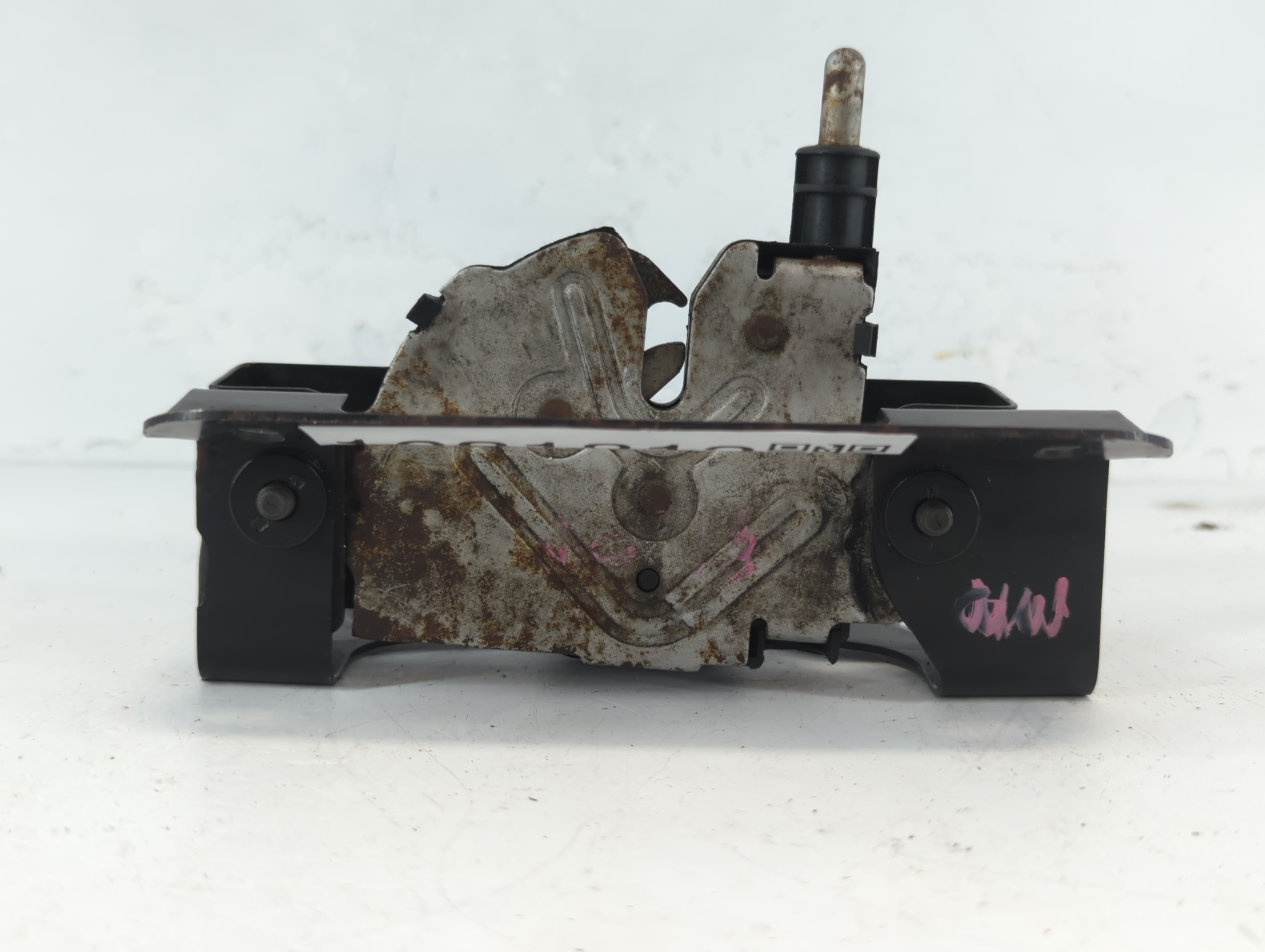 Picture of 2013 Ford Transit Connect Hood Latch Assembly 1081813
