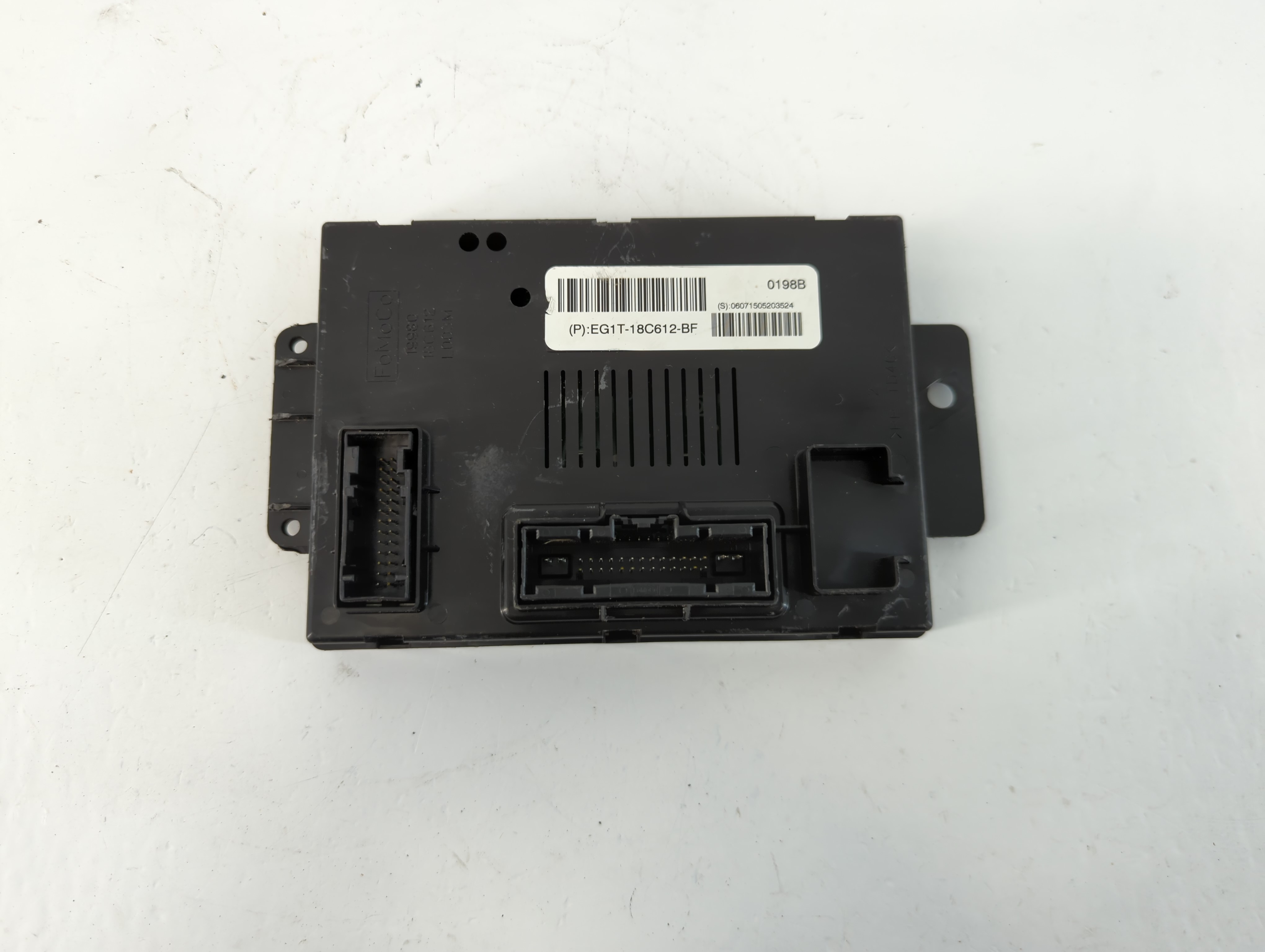 2014-2019 Ford Taurus Pressure Sensor Control Module Eg1t-18c612-bf 1081828 - Oemusedautoparts1.com