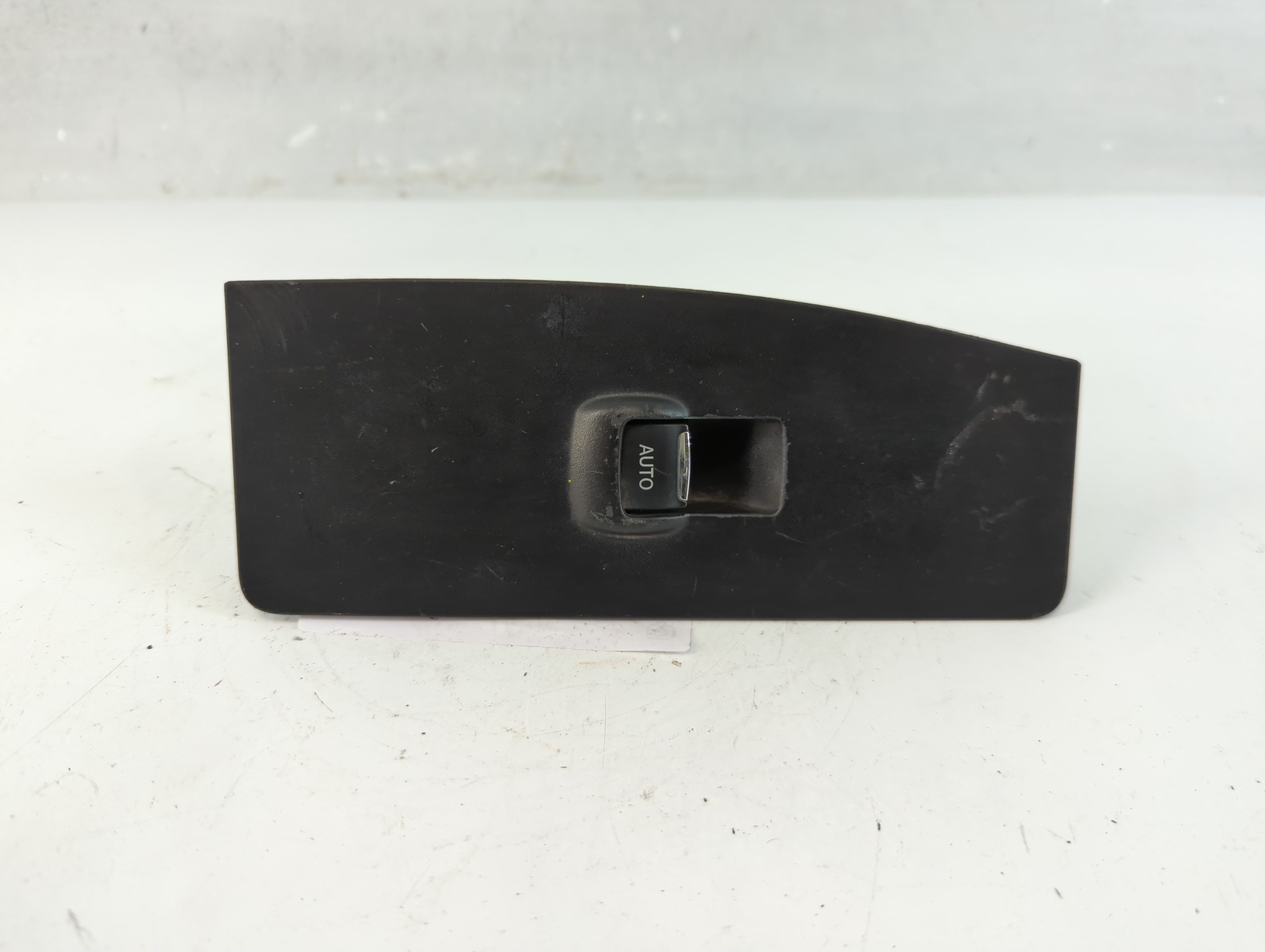 2013-2019 Ford Taurus Driver Left Door Master Power Window Switch 1081851 - Oemusedautoparts1.com