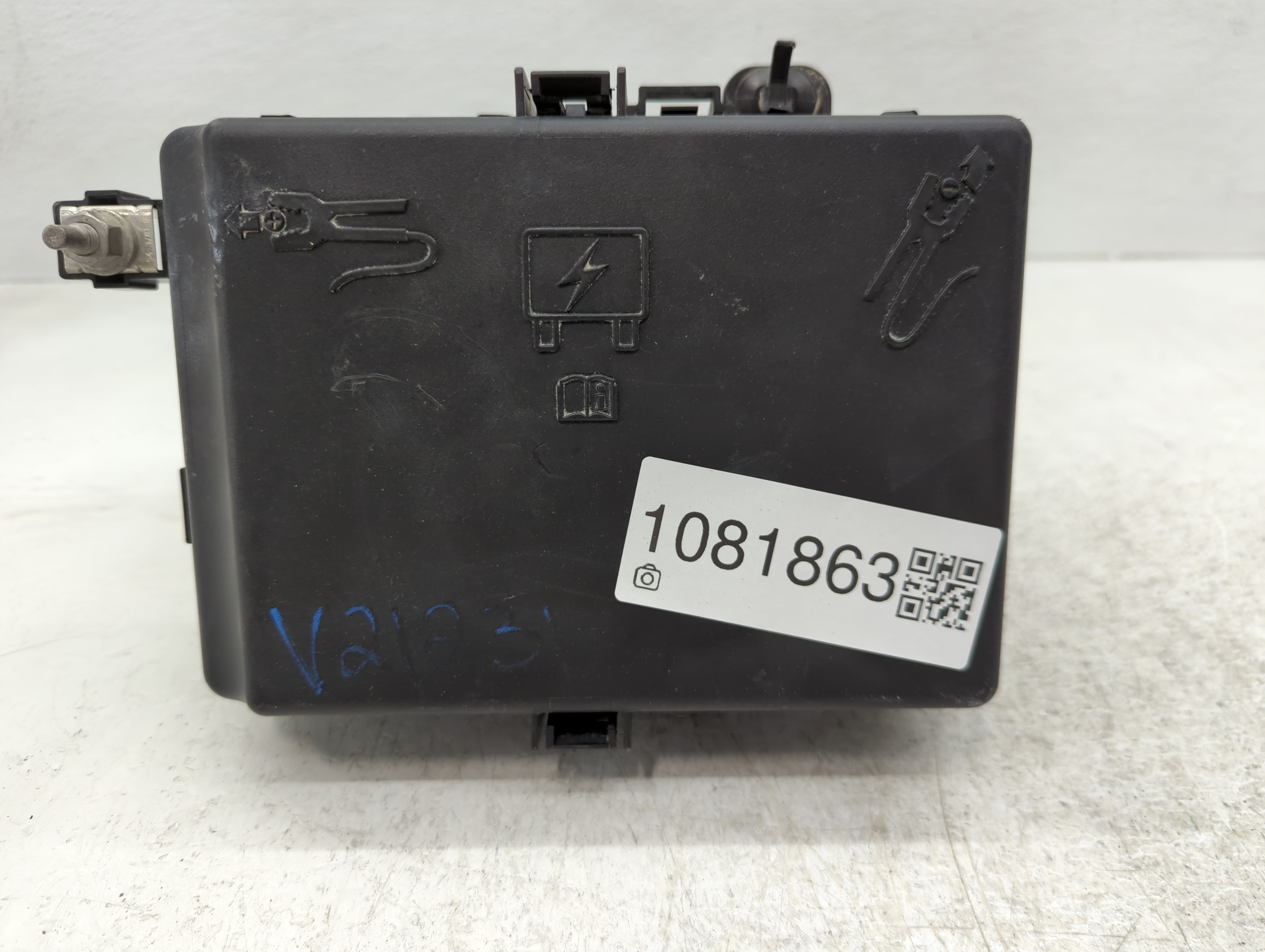 2020-2020 Dodge Challenger Fusebox Fuse Box Relay Module P68428800ac 1081863 - Oemusedautoparts1.com