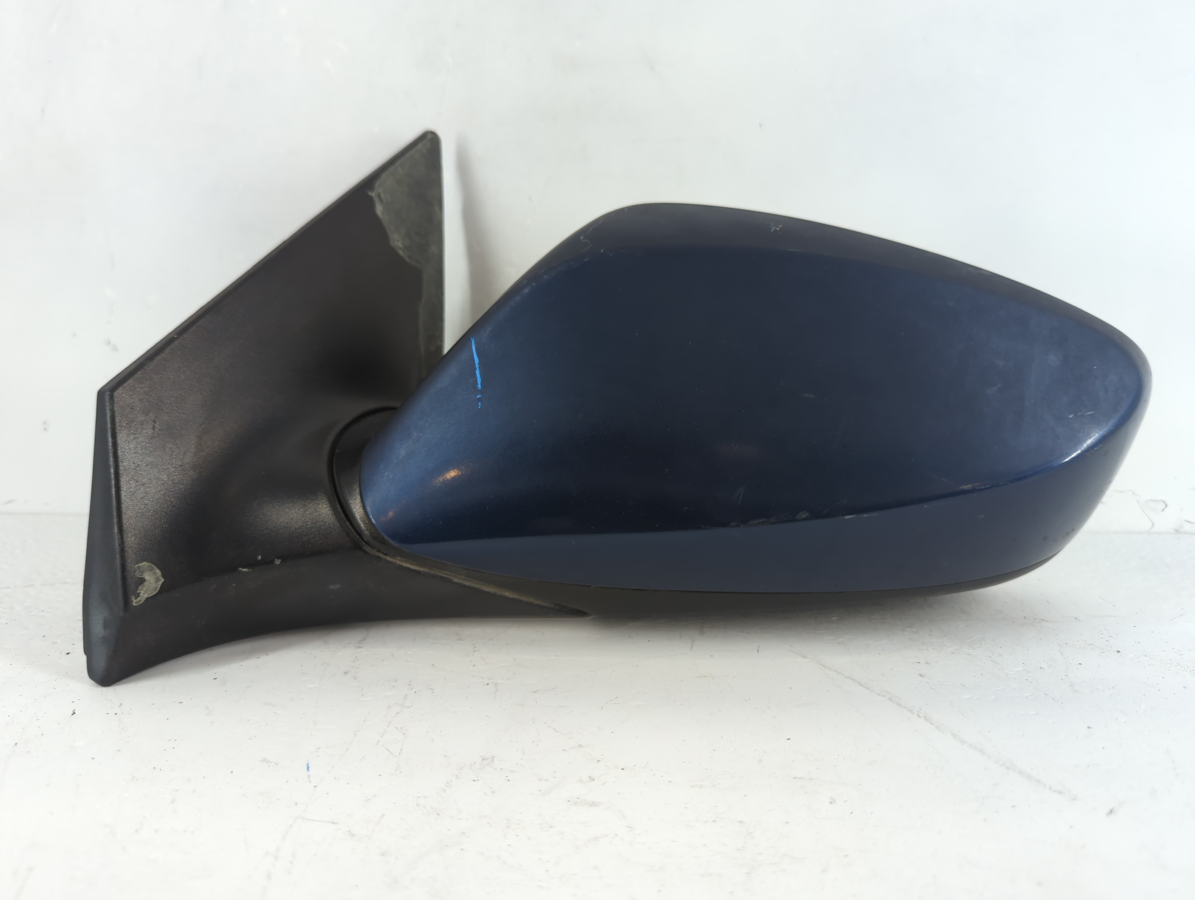 Hyundai Elantra Driver Left Side View Power Door Mirror Blue 1081891 - Oemusedautoparts1.com