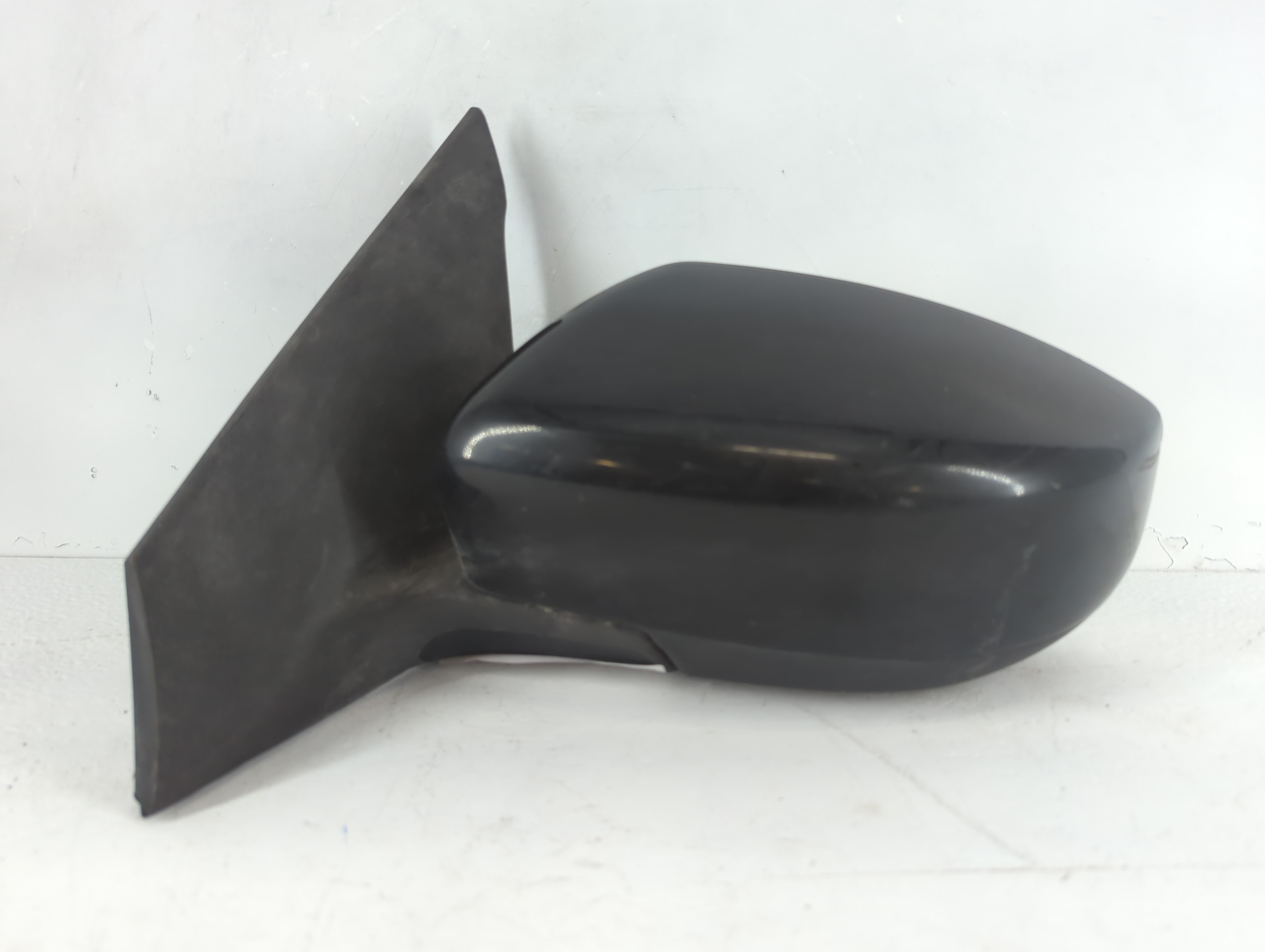 2016-2019 Nissan Sentra Driver Left Side View Power Door Mirror Black 1081896 - Oemusedautoparts1.com