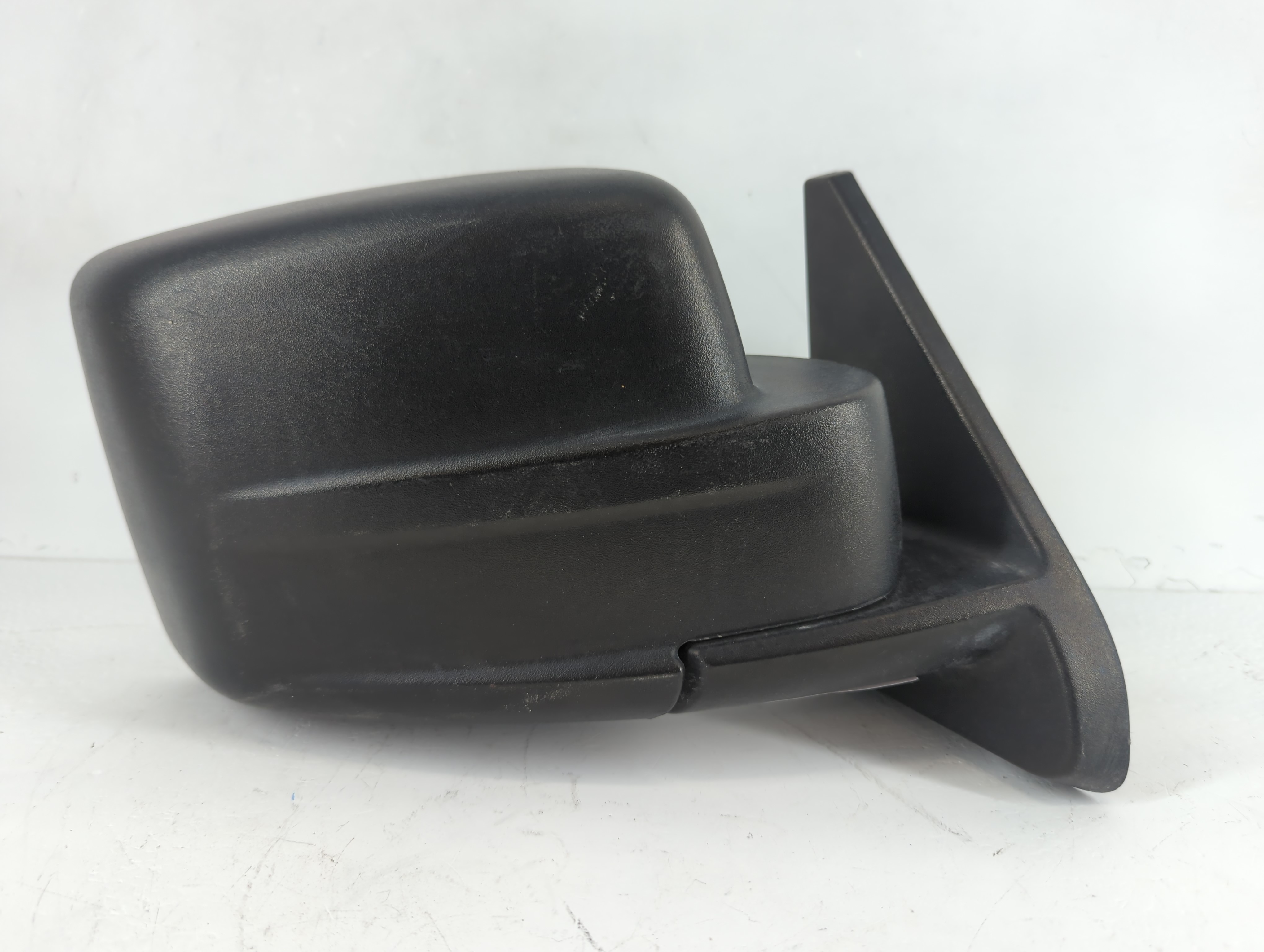 2013-2015 Jeep Patriot Passenger Right Side View Power Door Mirror Black 1081908 - Oemusedautoparts1.com