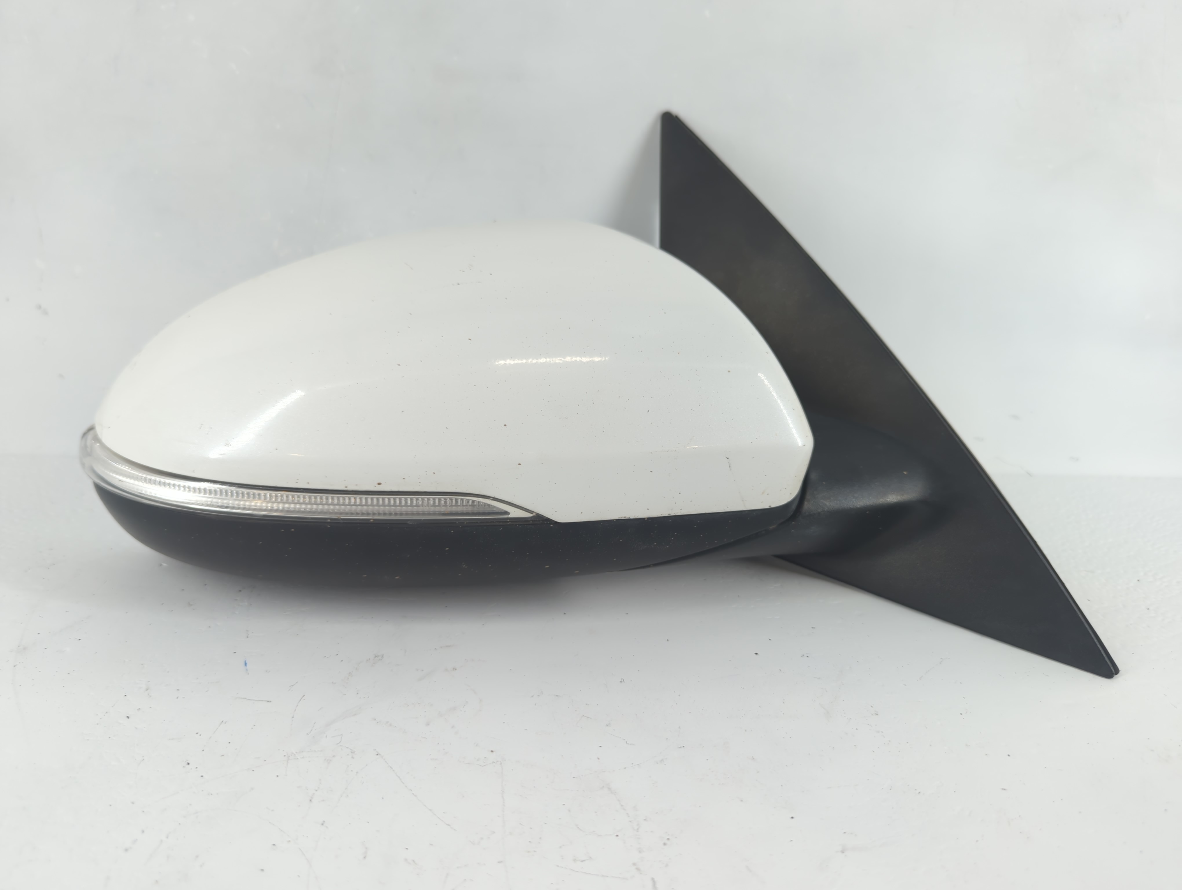 2016-2020 Kia Optima Passenger Right Side View Power Door Mirror White 1081916 - Oemusedautoparts1.com