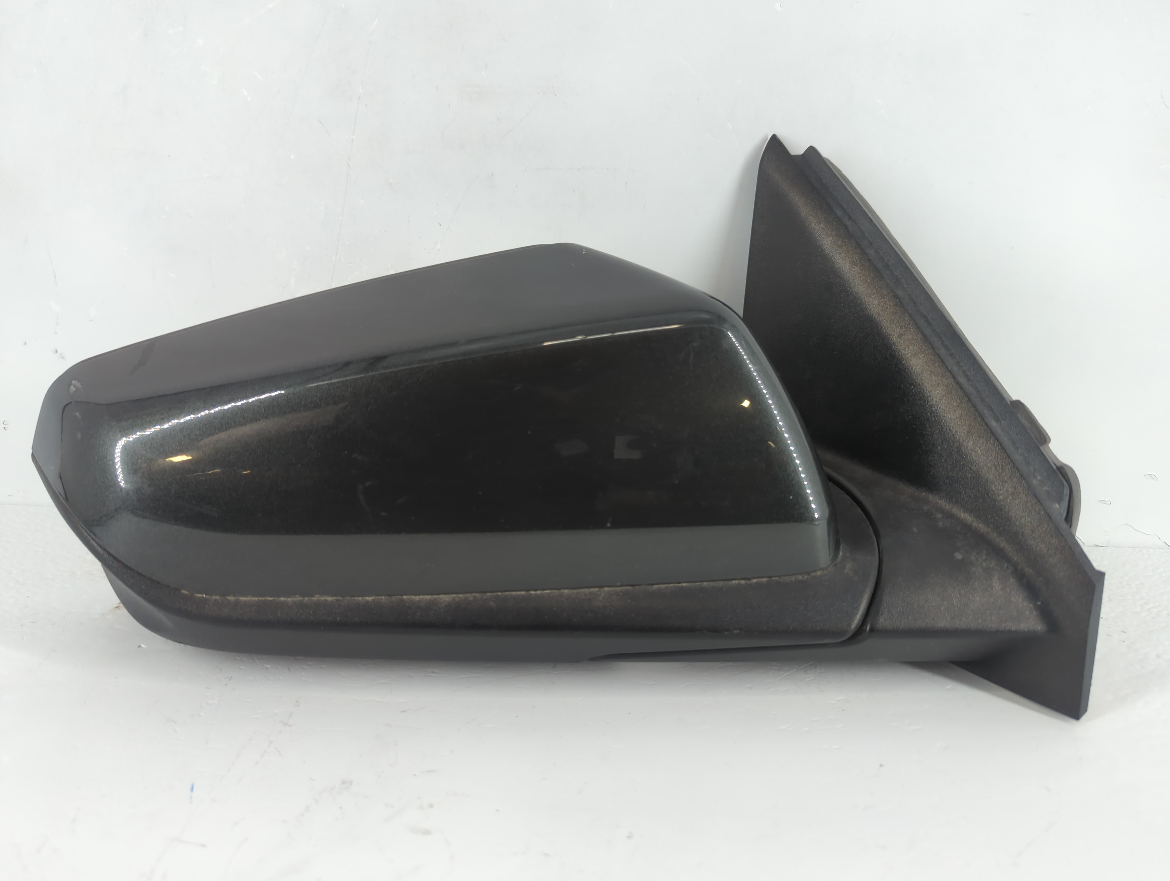 2018-2022 Chevrolet Equinox Passenger Right Side View Power Door Mirror 1081943 - Oemusedautoparts1.com