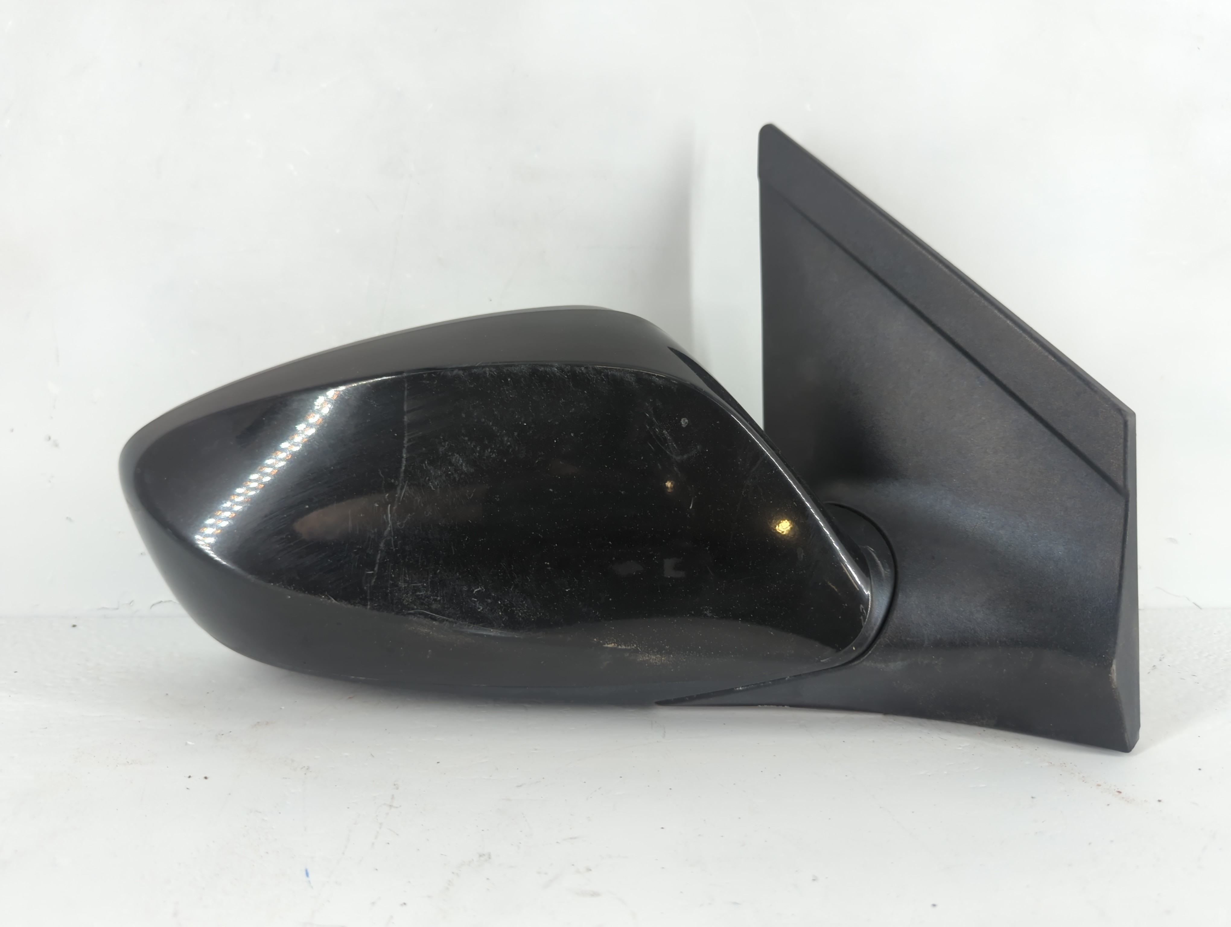 Hyundai Elantra Passenger Right Side View Power Door Mirror Black 1081947 - Oemusedautoparts1.com