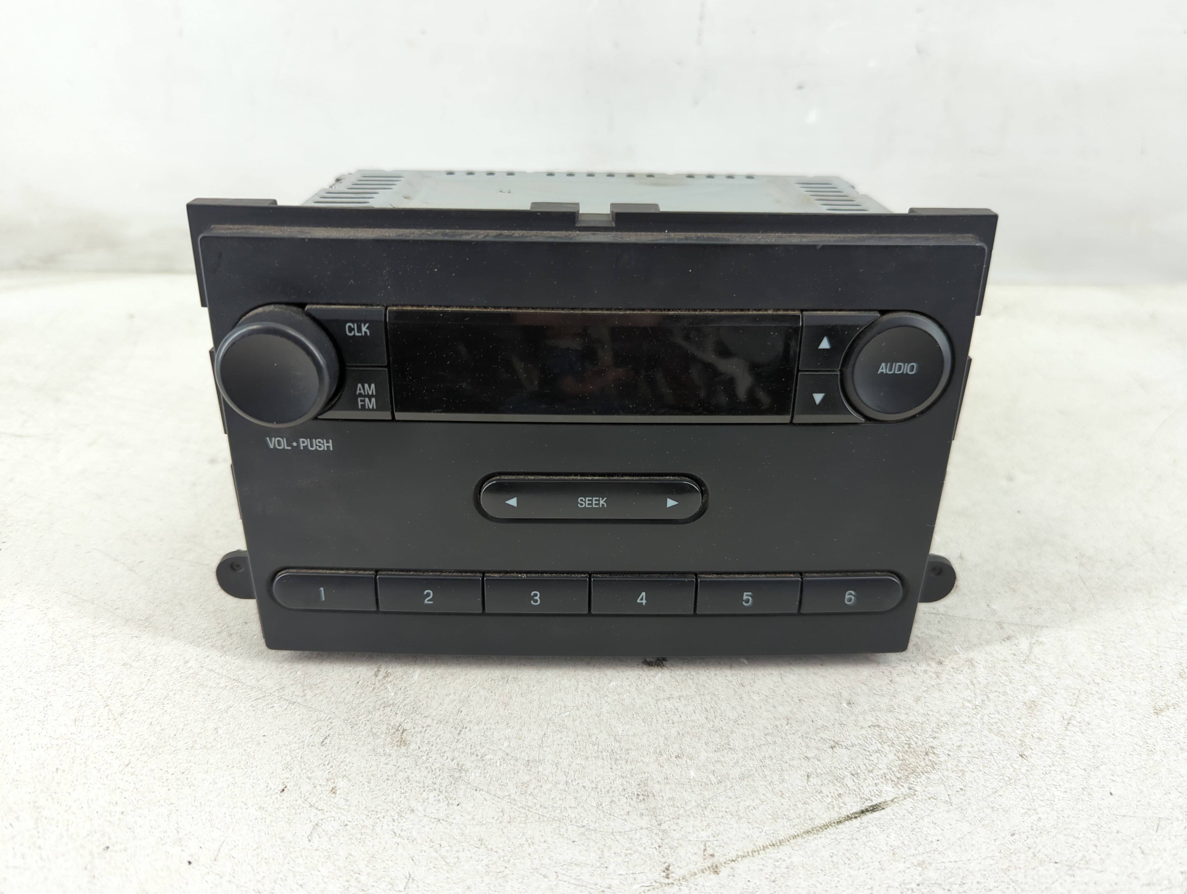 2014-2016 Ford F-350 Super Duty Am Fm Cd Player Radio Receiver 1081964 - Oemusedautoparts1.com