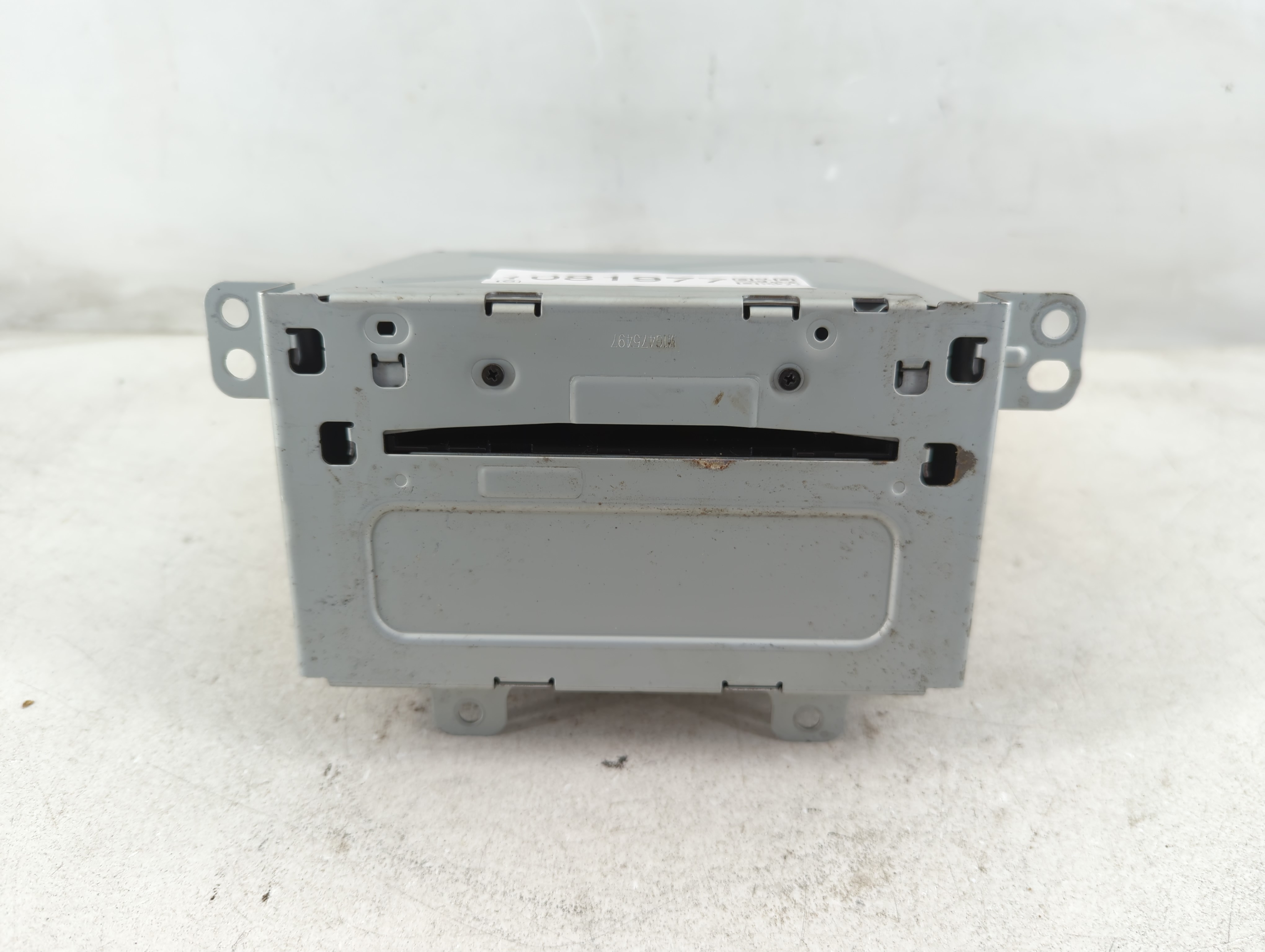 2011-2012 Chevrolet Equinox Am Fm Cd Player Radio Receiver 1081977 - Oemusedautoparts1.com