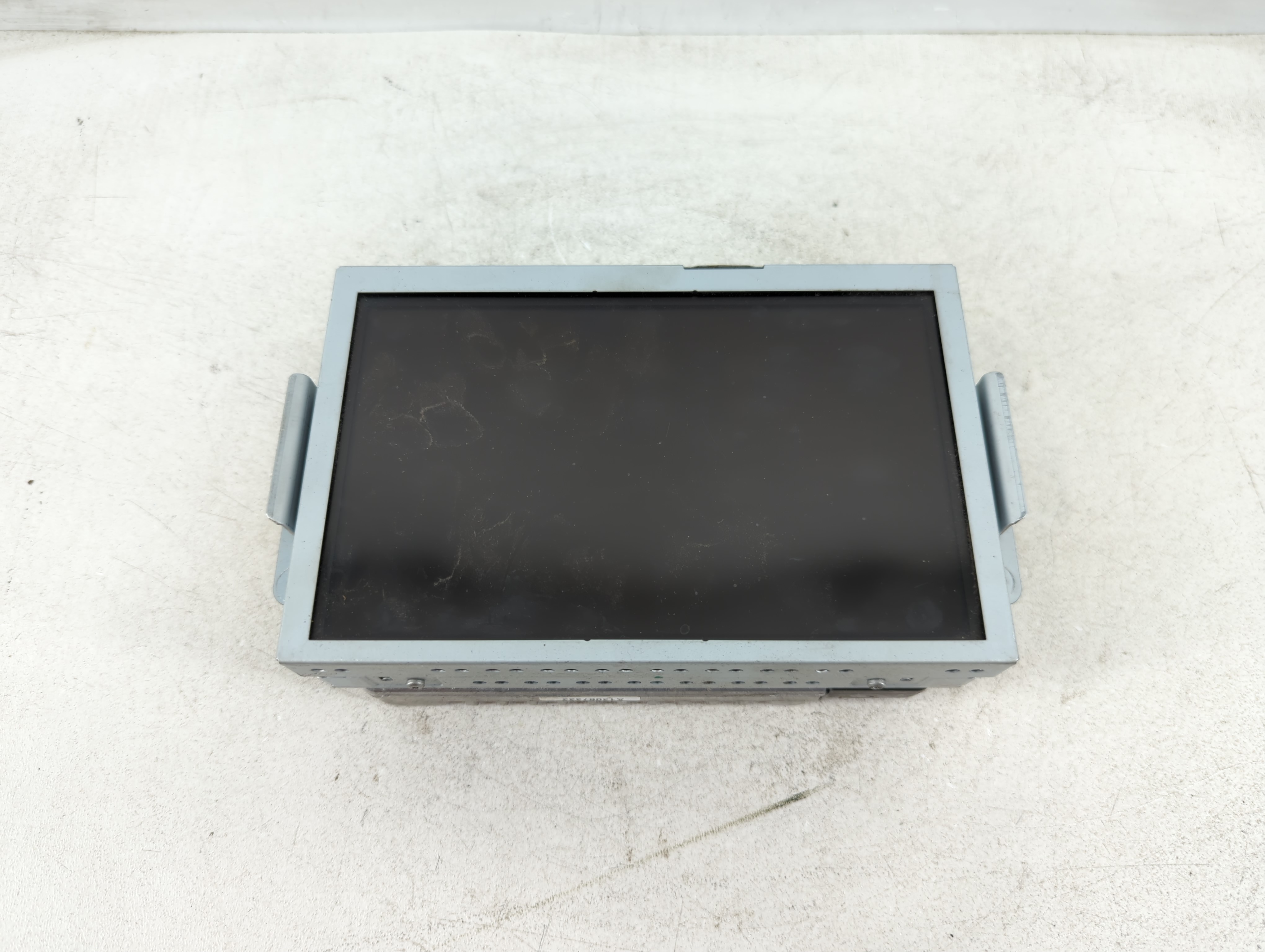 2015-2016 Ford Explorer Information Display Screen 1081990 - Oemusedautoparts1.com