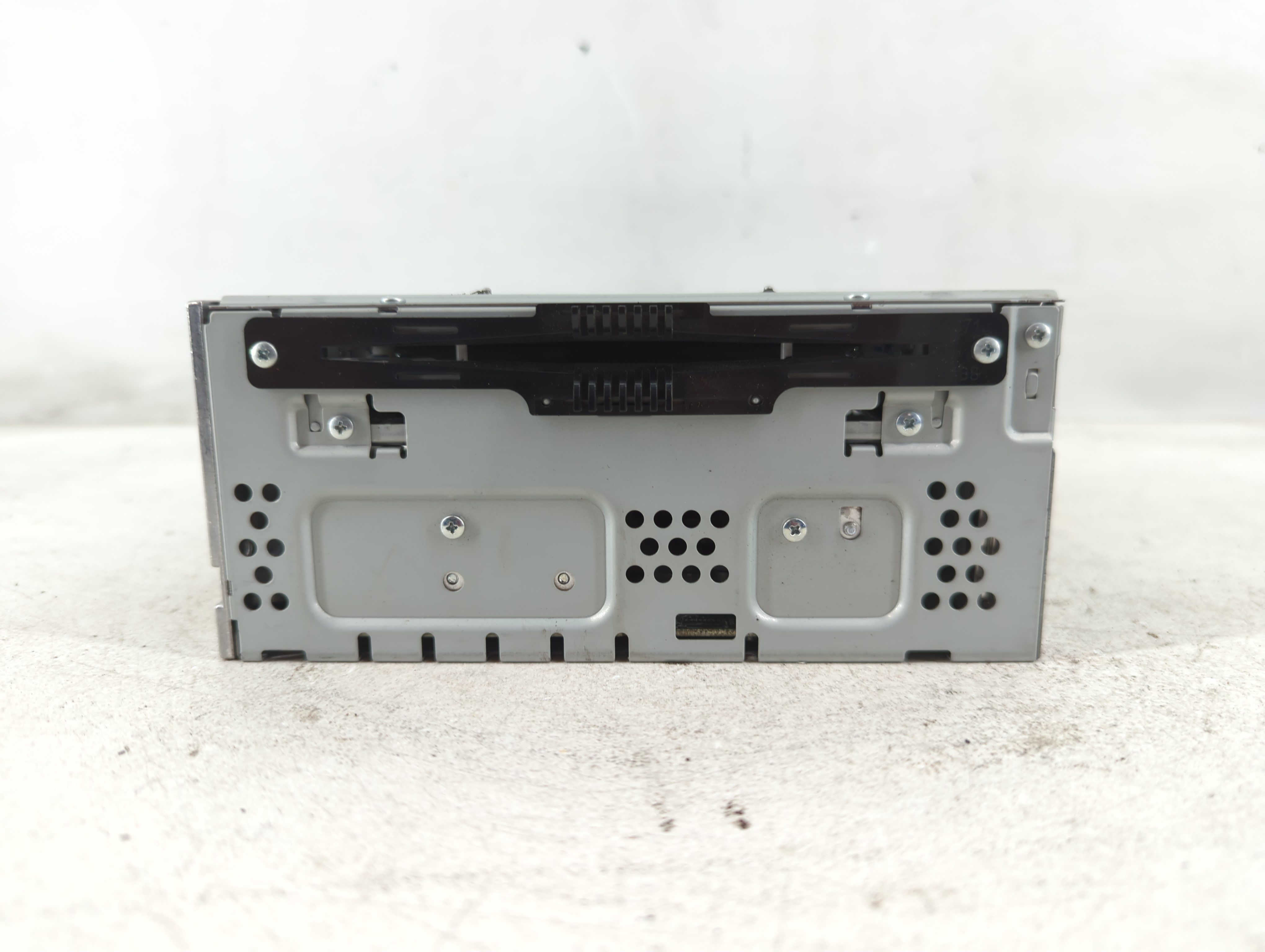 2013-2015 Ford Escape Am Fm Cd Player Radio Receiver 1082008 - Oemusedautoparts1.com