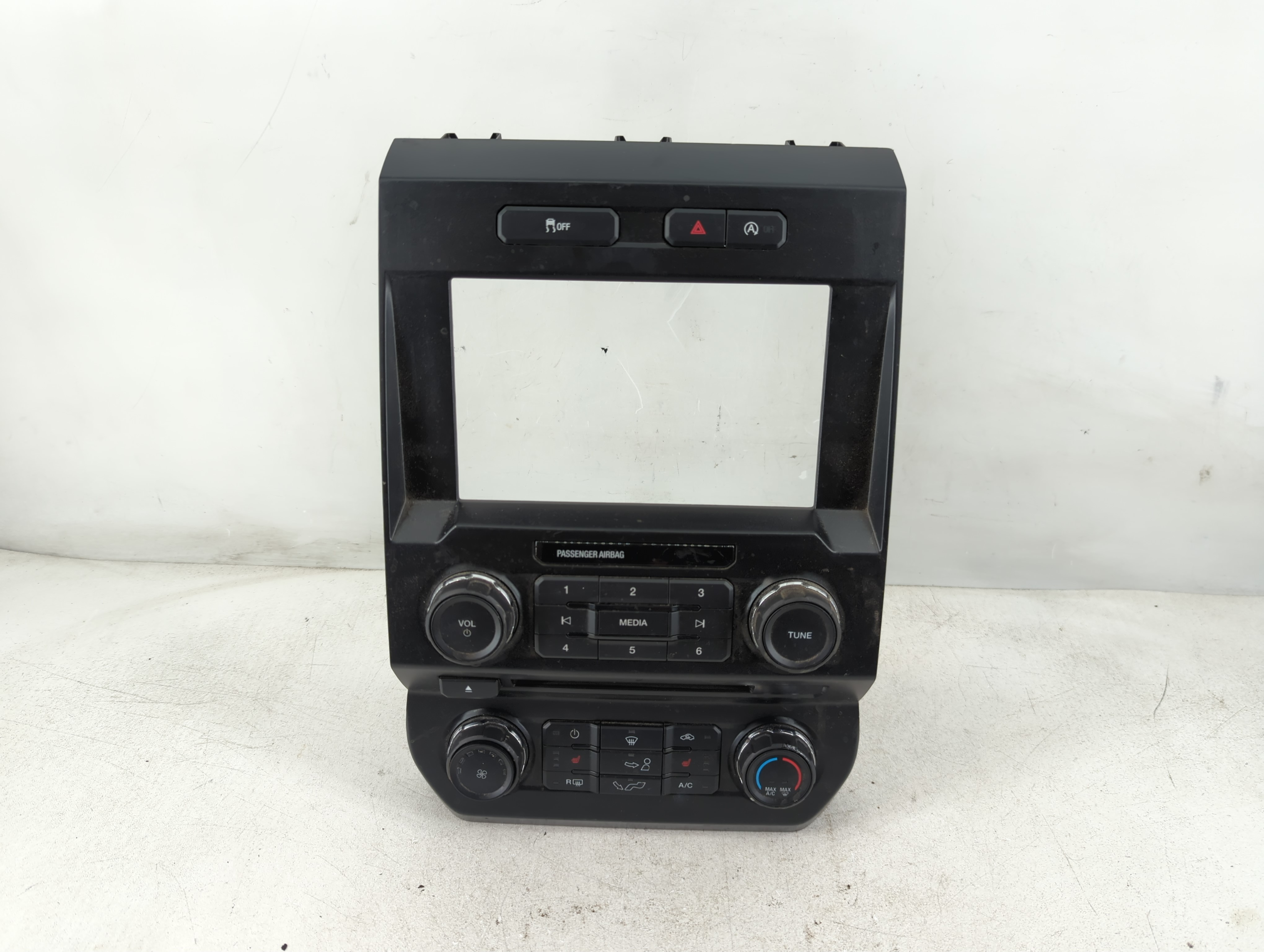 2018-2018 Ford F-150 Am Fm Cd Player Radio Receiver 1082019 - Oemusedautoparts1.com