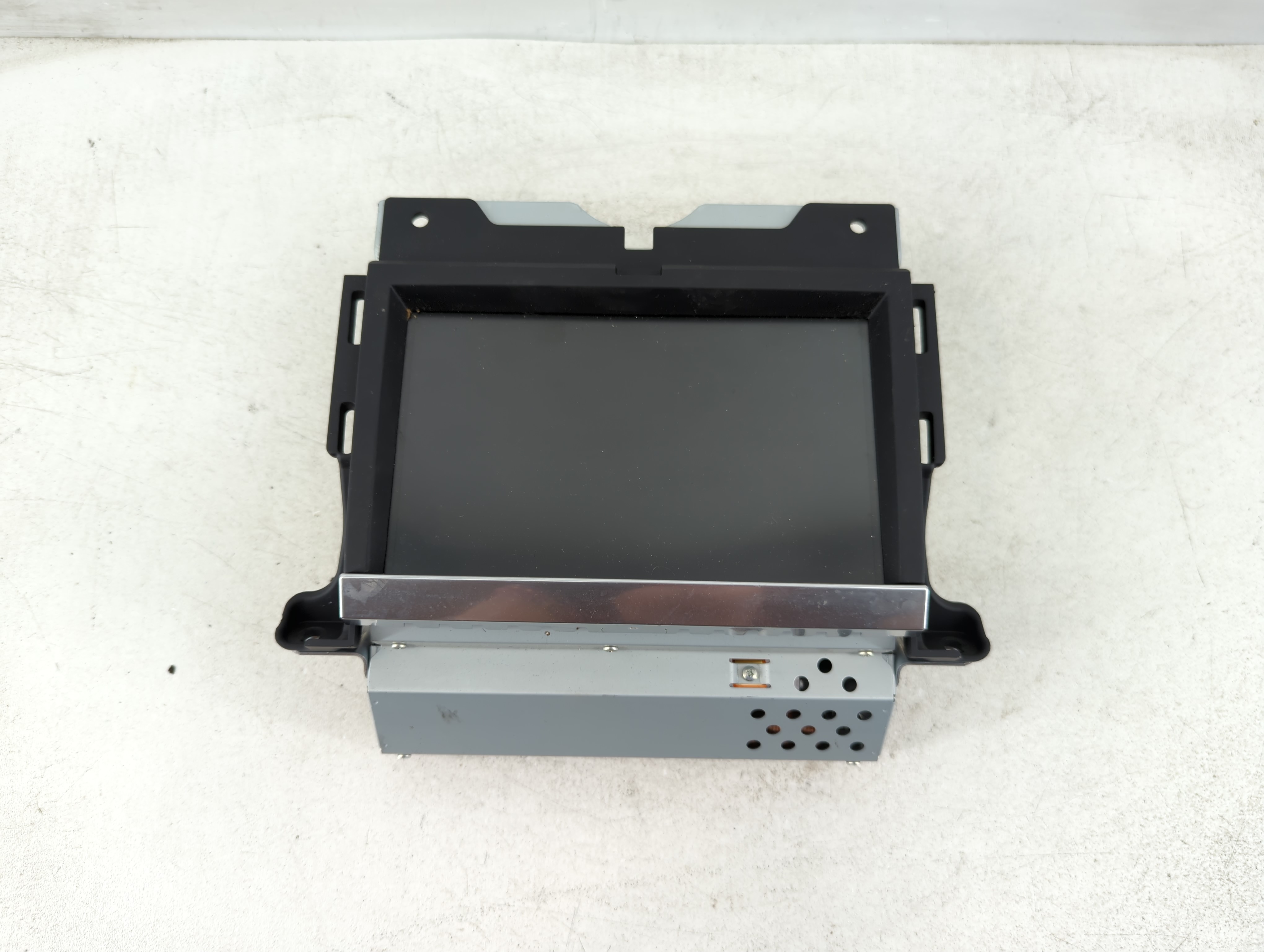 2010-2011 Land Rover Range Rover Sport Information Display Screen 1082021 - Oemusedautoparts1.com