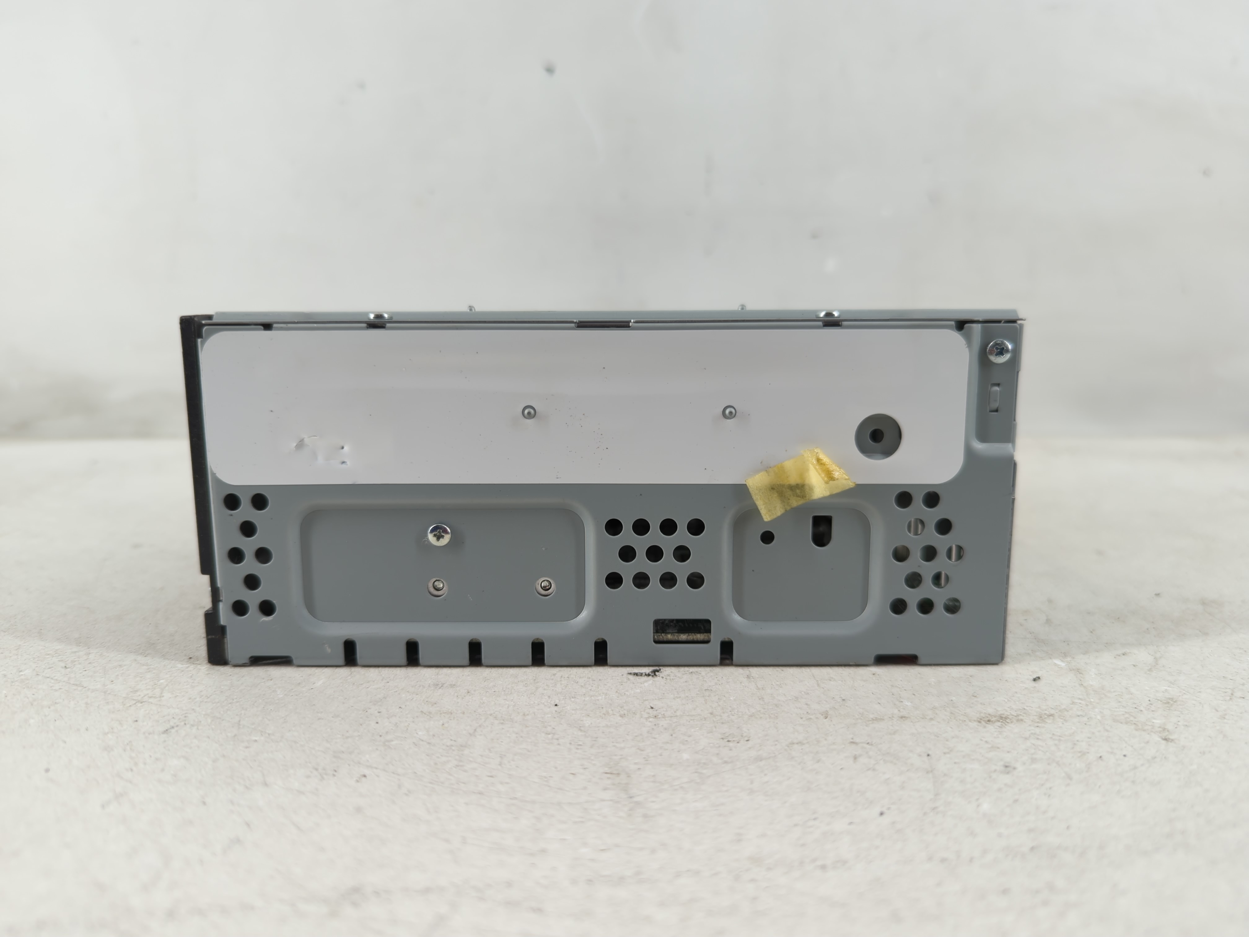 2019-2019 Ford Escape Am Fm Cd Player Radio Receiver 1082042 - Oemusedautoparts1.com