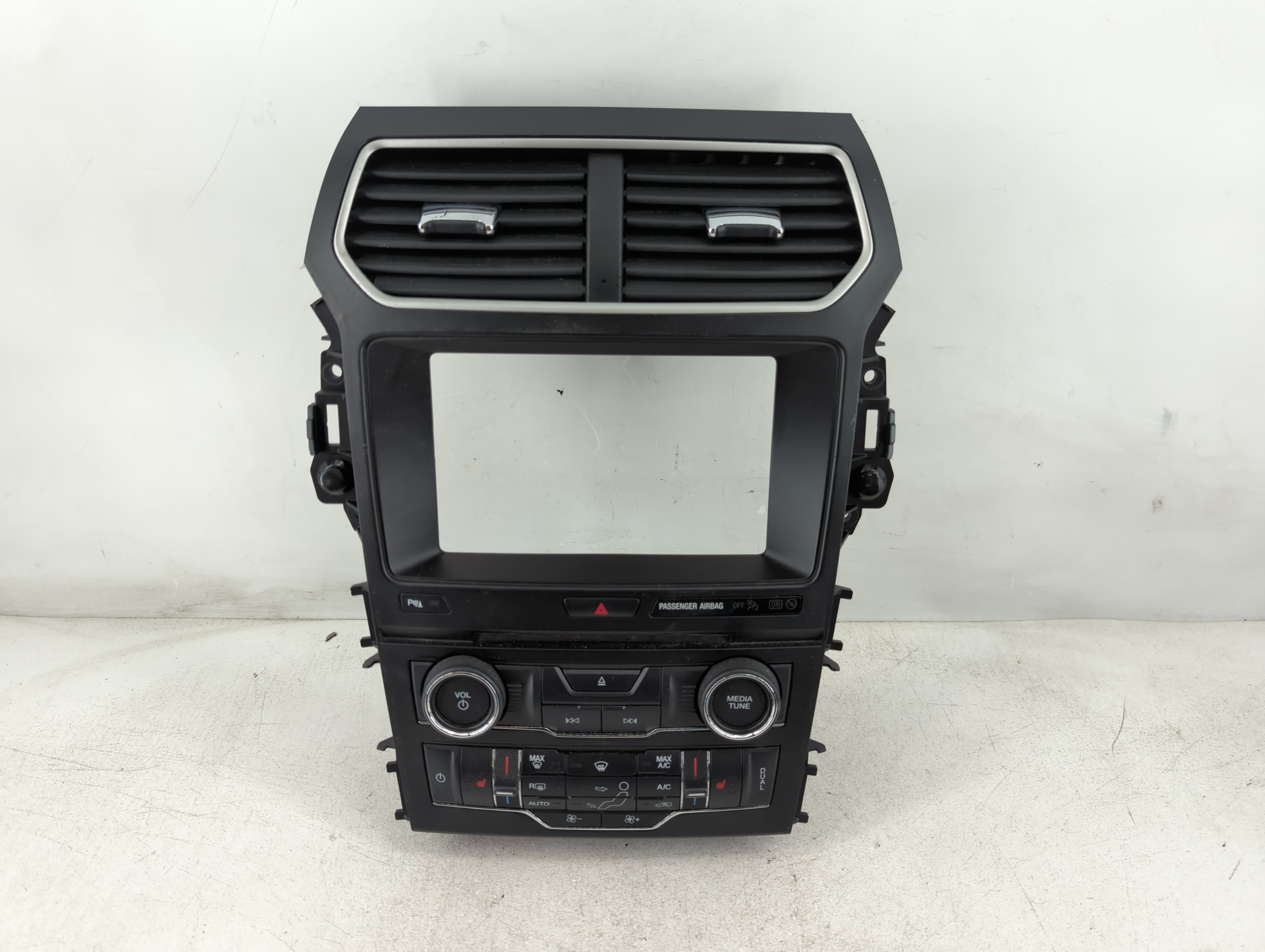 Picture of 2016-2018 Ford Explorer Am Fm Cd Player Radio Receiver 1082084