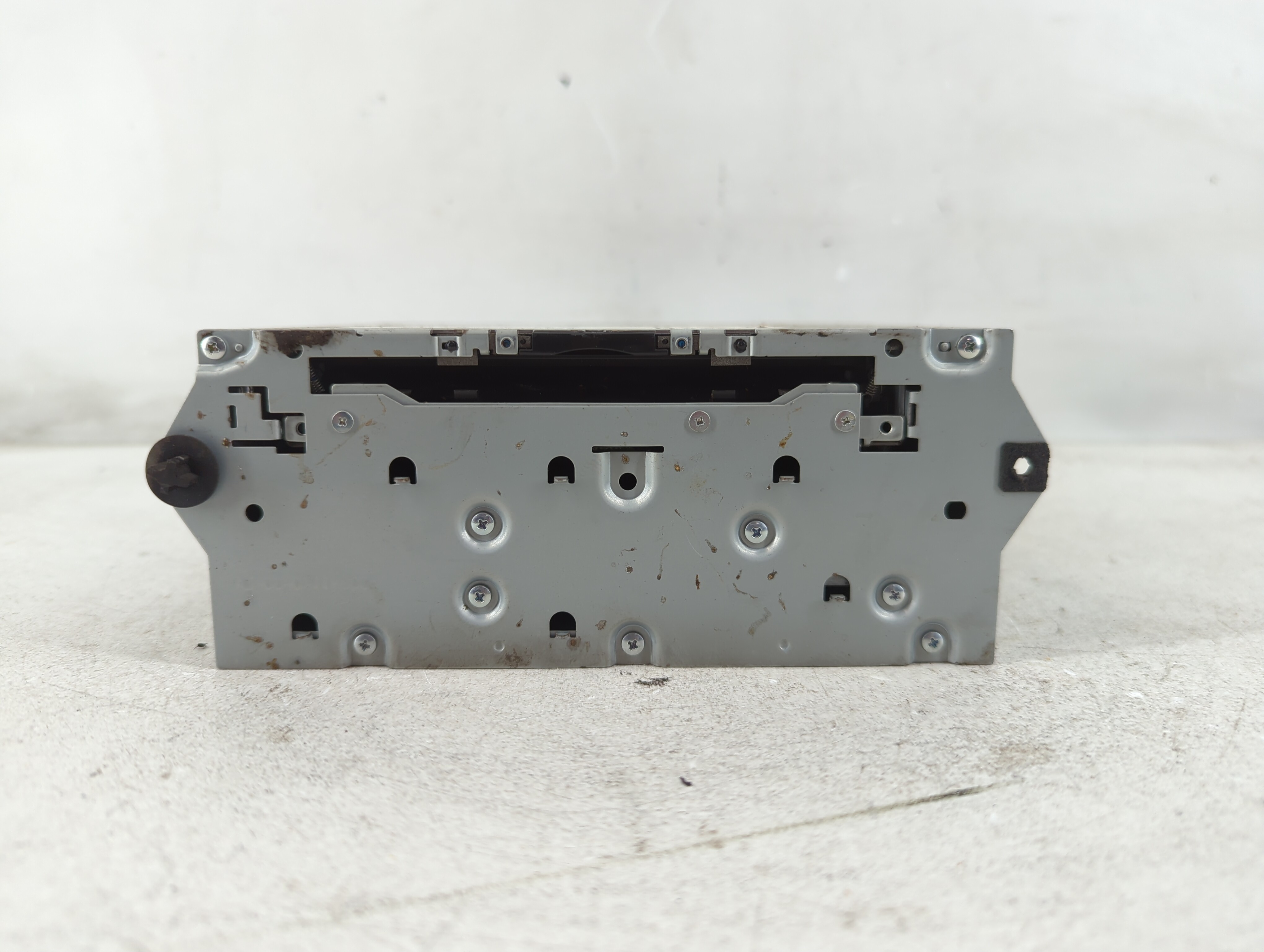 2017-2020 Infiniti Qx60 Am Fm Cd Player Radio Receiver 1082103 - Oemusedautoparts1.com
