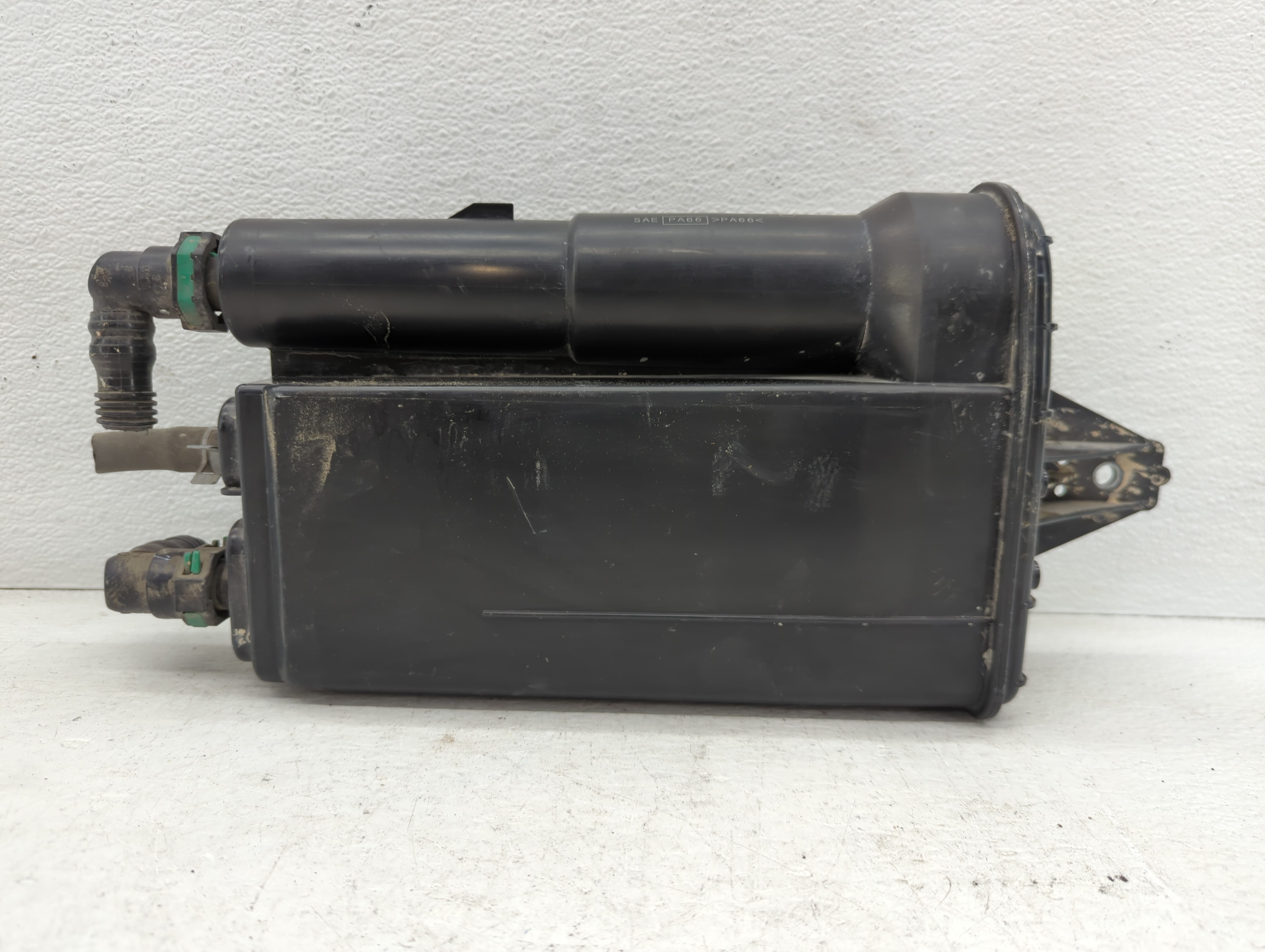 2019 Toyota C-hr Fuel Vapor Charcoal Canister 1082202 - Oemusedautoparts1.com