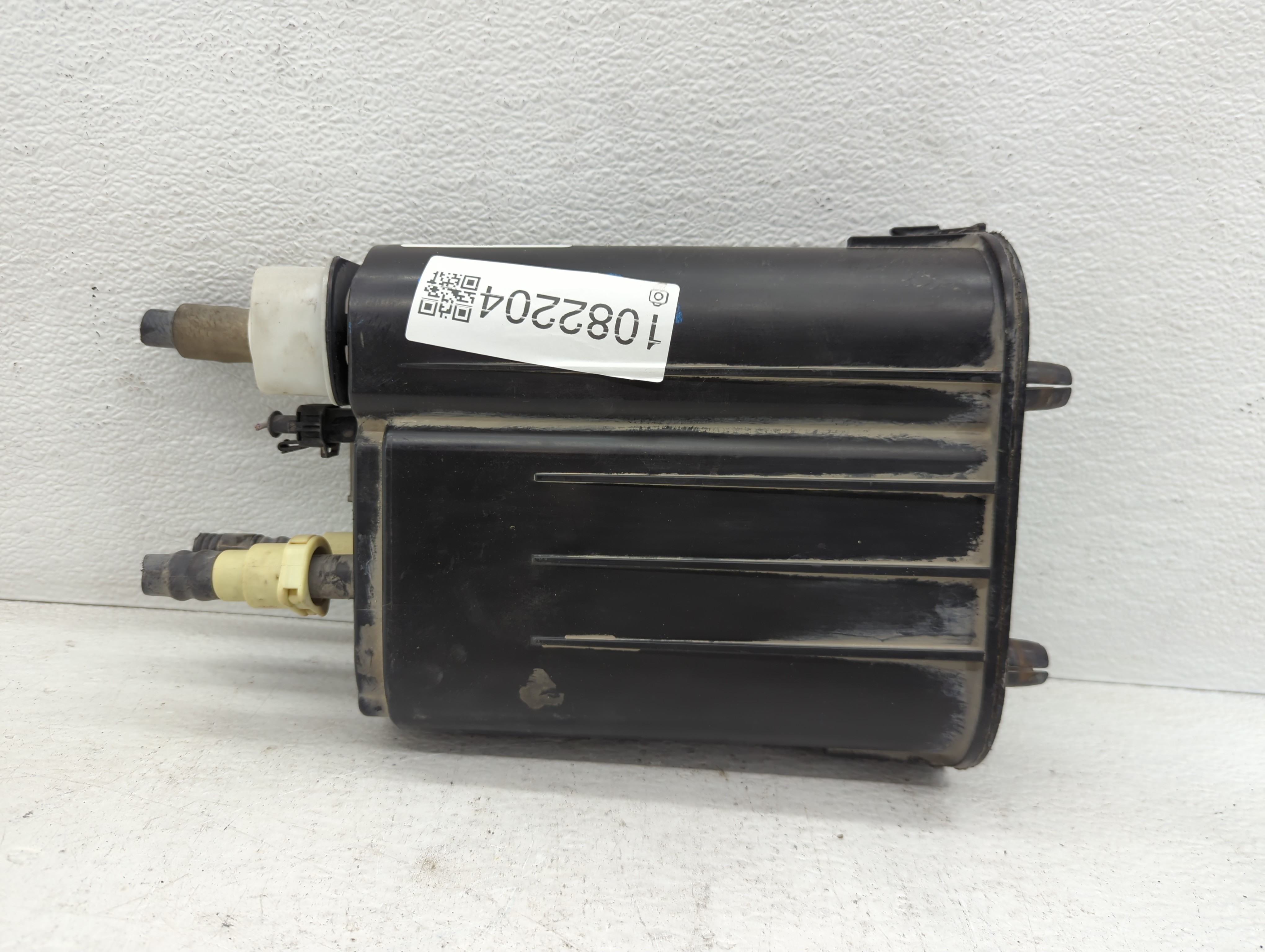 2014 Jeep Wrangler Fuel Vapor Charcoal Canister 1082204 - Oemusedautoparts1.com