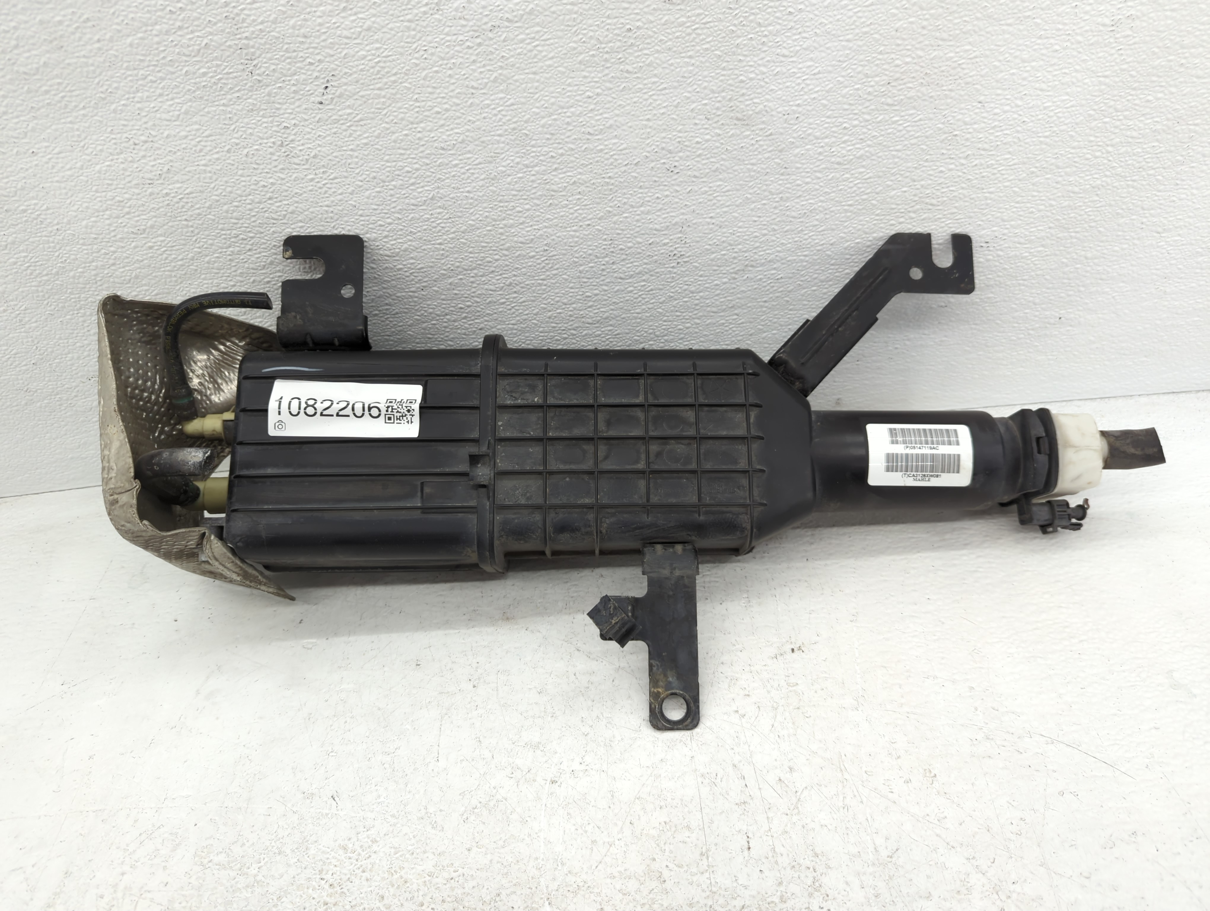 Picture of 2017 Dodge Caravan Fuel Vapor Charcoal Canister 1082206