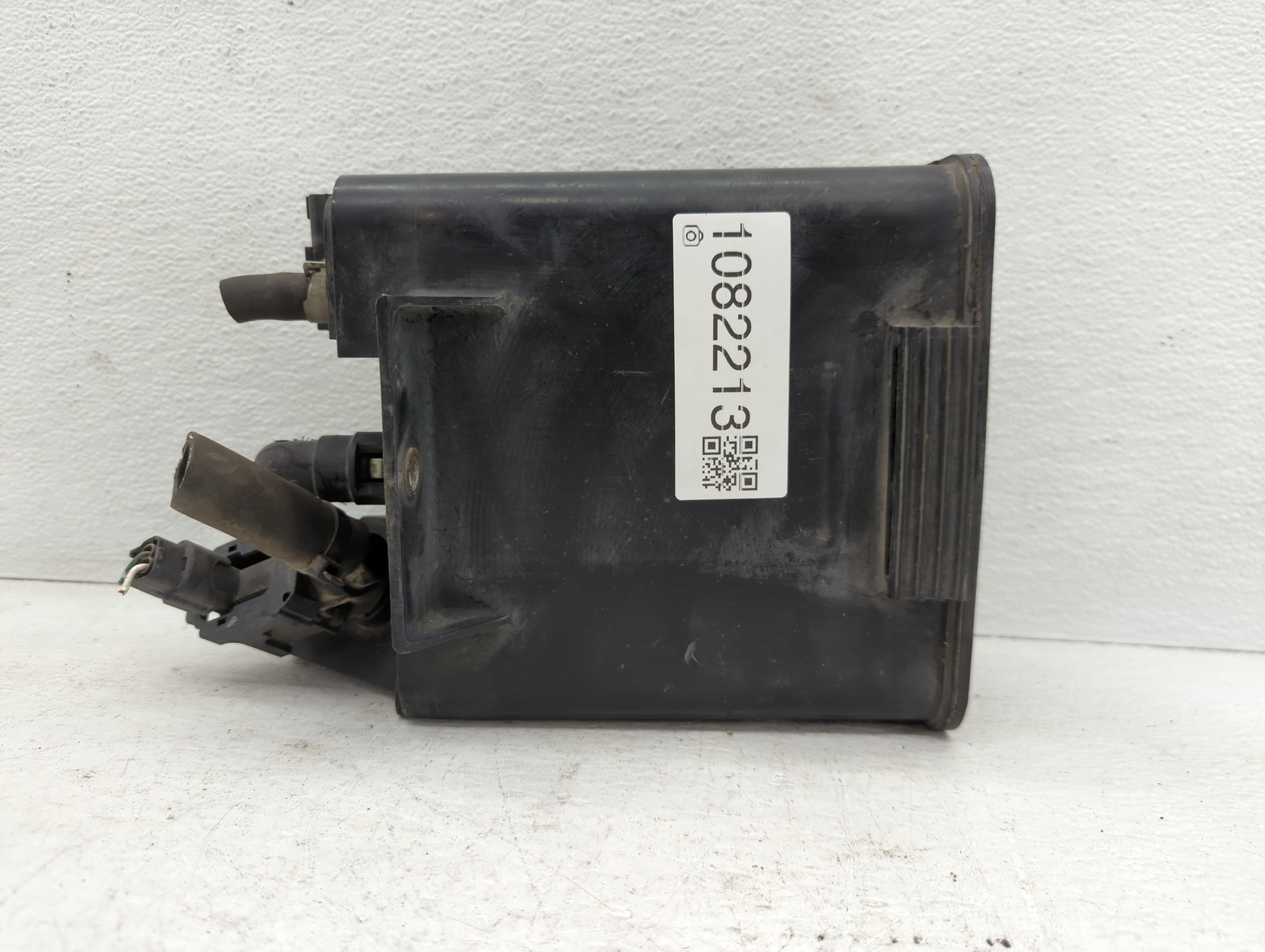 2008 Nissan Frontier Fuel Vapor Charcoal Canister 1082213 - Oemusedautoparts1.com