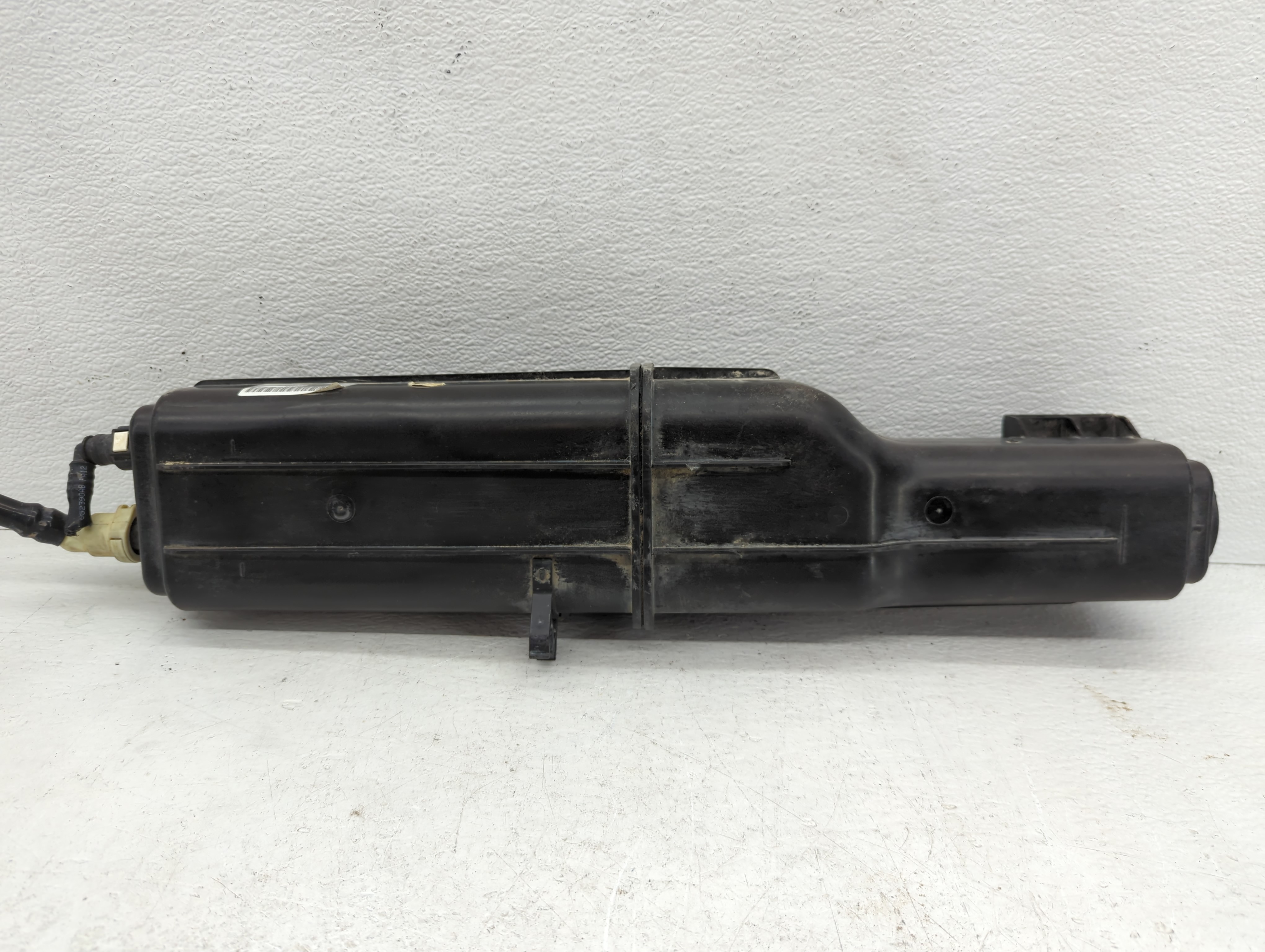2009 Dodge Ram 1500 Fuel Vapor Charcoal Canister 1082222 - Oemusedautoparts1.com