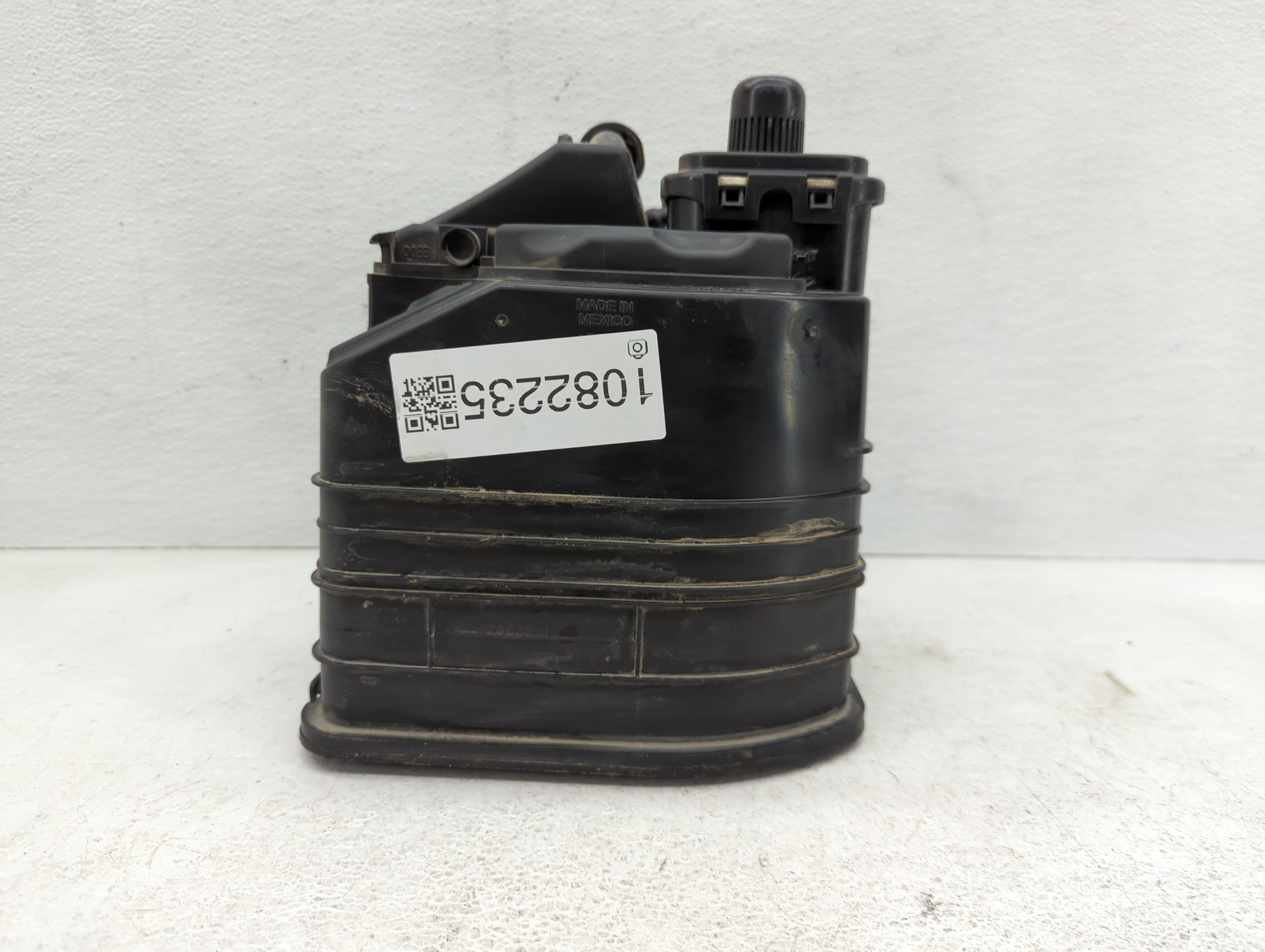 2014 Chevrolet Malibu Fuel Vapor Charcoal Canister 1082235 - Oemusedautoparts1.com