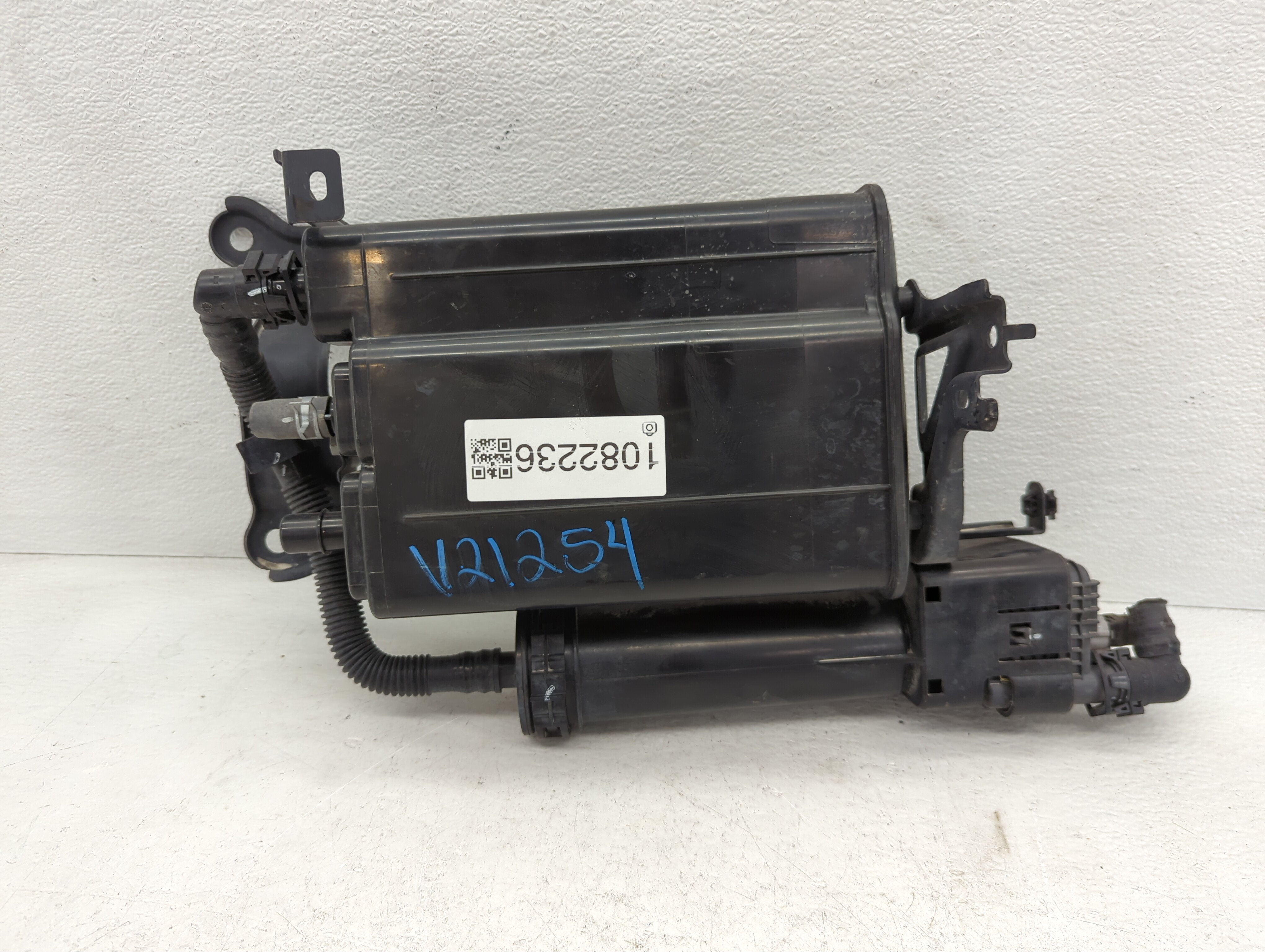 2015 Toyota Prius Fuel Vapor Charcoal Canister 1082236 - Oemusedautoparts1.com