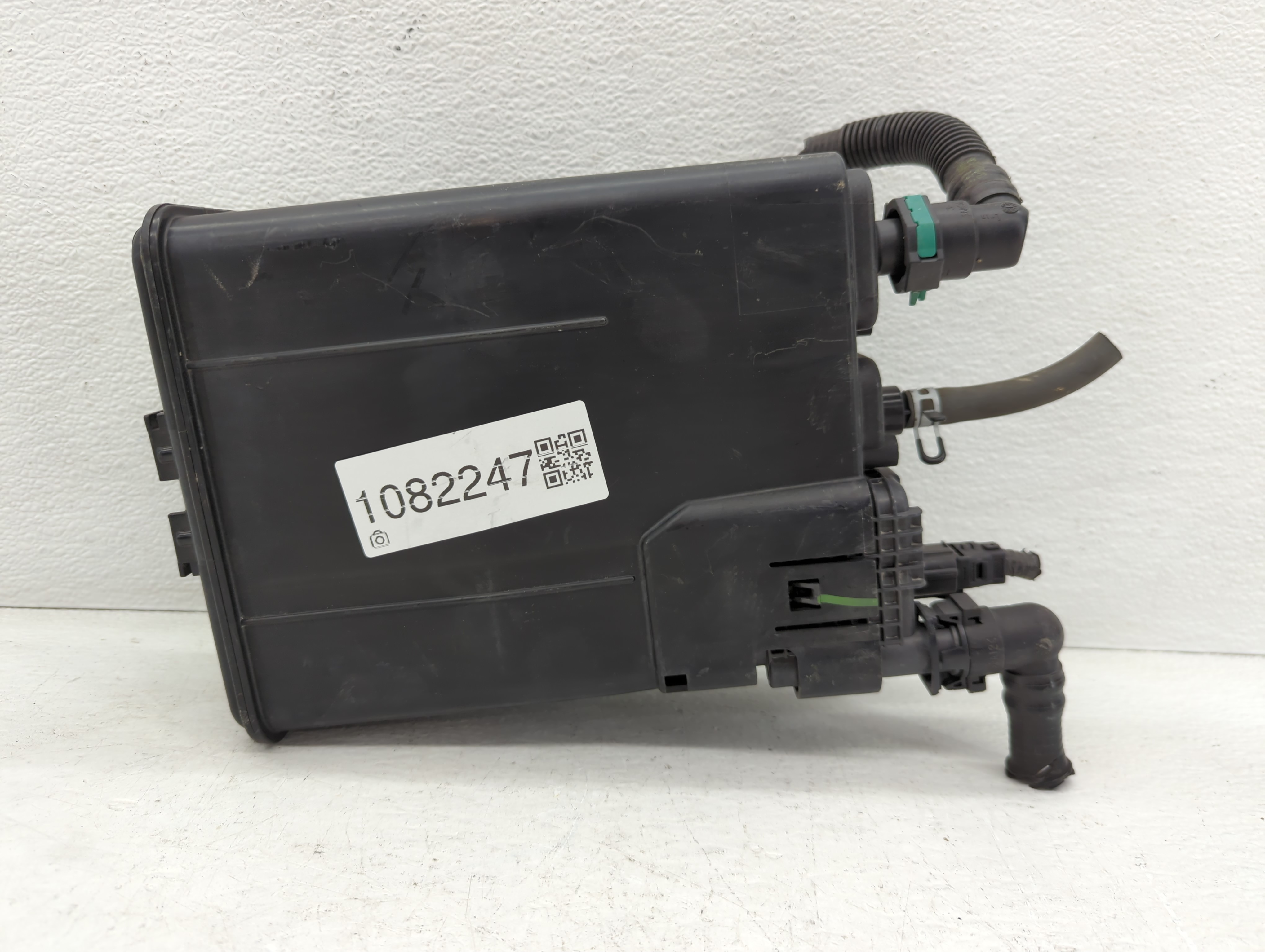 Picture of 2013 Toyota Camry Fuel Vapor Charcoal Canister 1082247