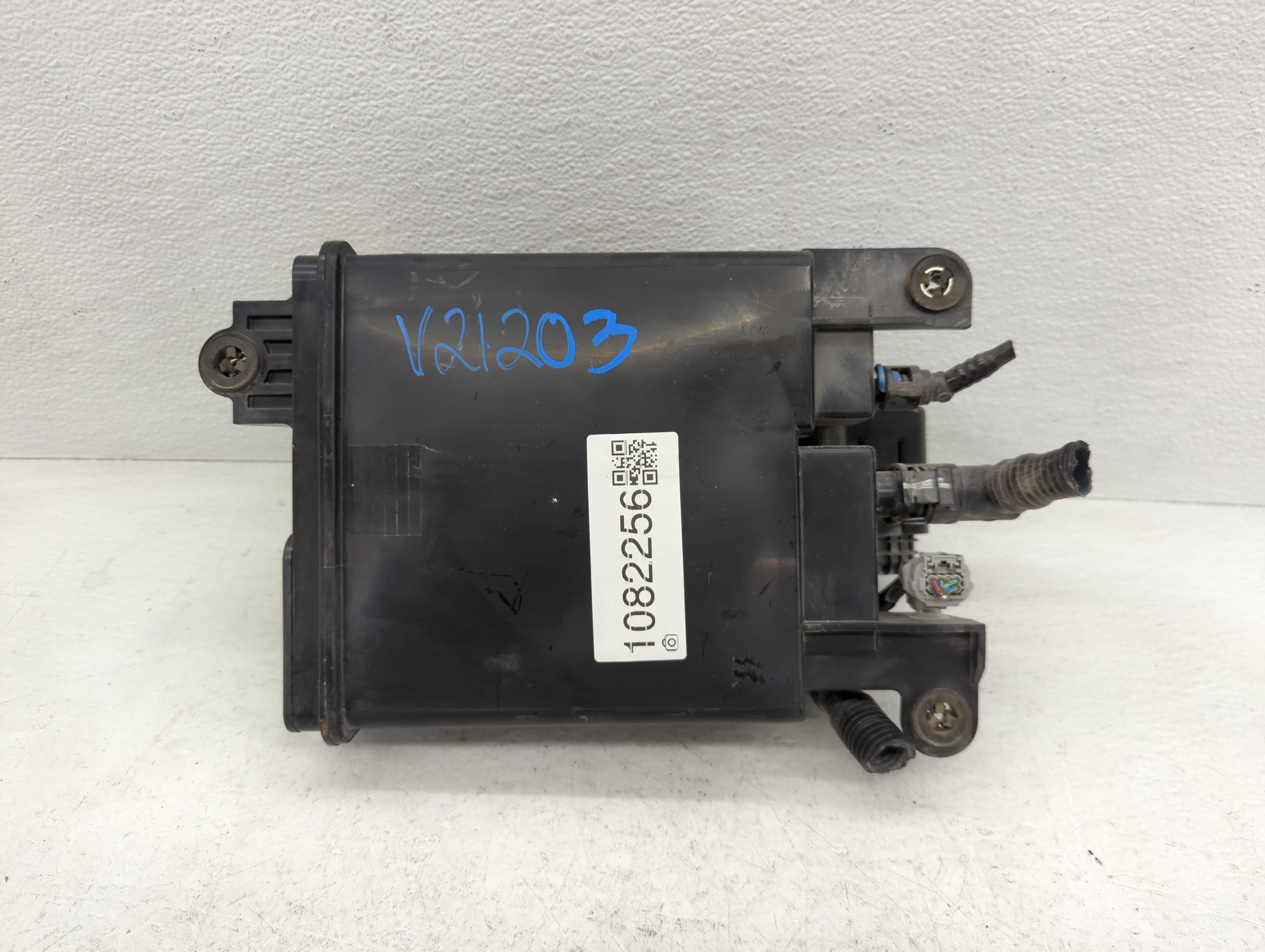 2014 Subaru Outback Fuel Vapor Charcoal Canister 1082256 - Oemusedautoparts1.com