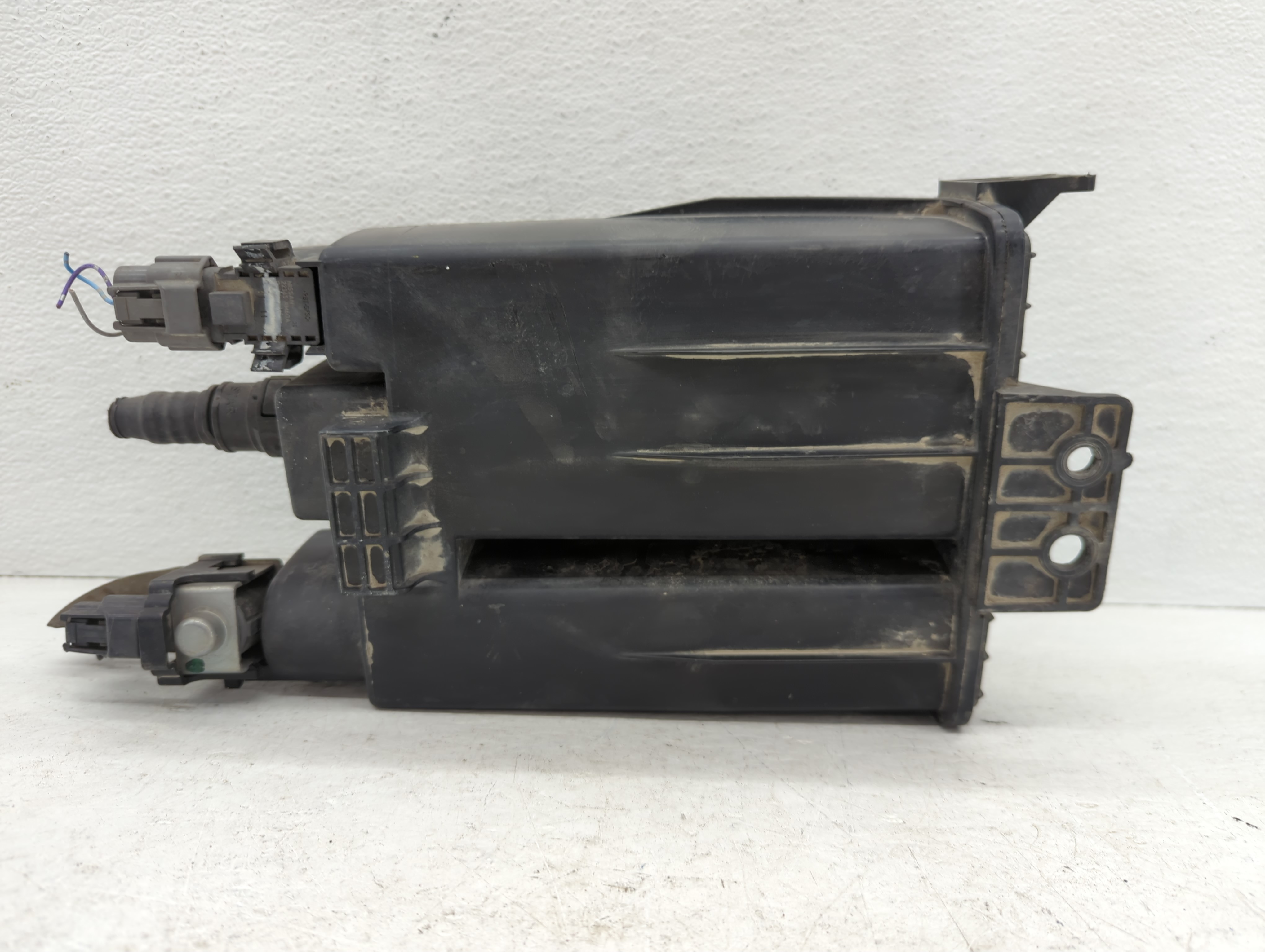 2014 Nissan Maxima Fuel Vapor Charcoal Canister 1082257 - Oemusedautoparts1.com