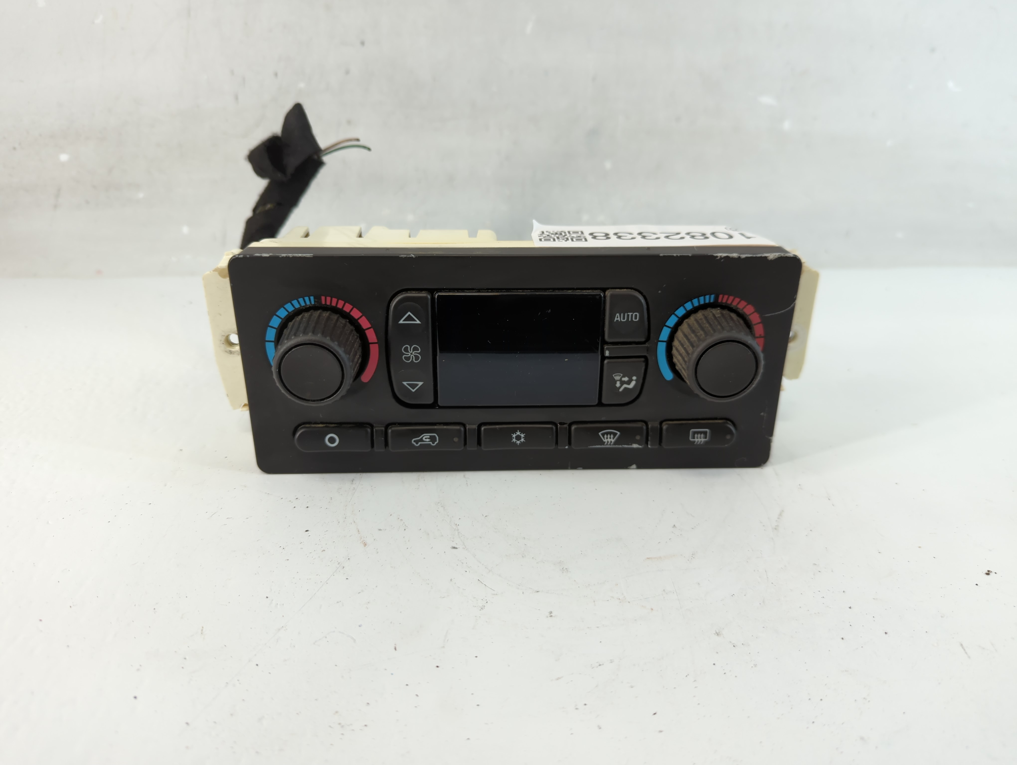 2003-2009 Chevrolet Trailblazer Ac Heater Climate Control 15845093 1082338 - Oemusedautoparts1.com