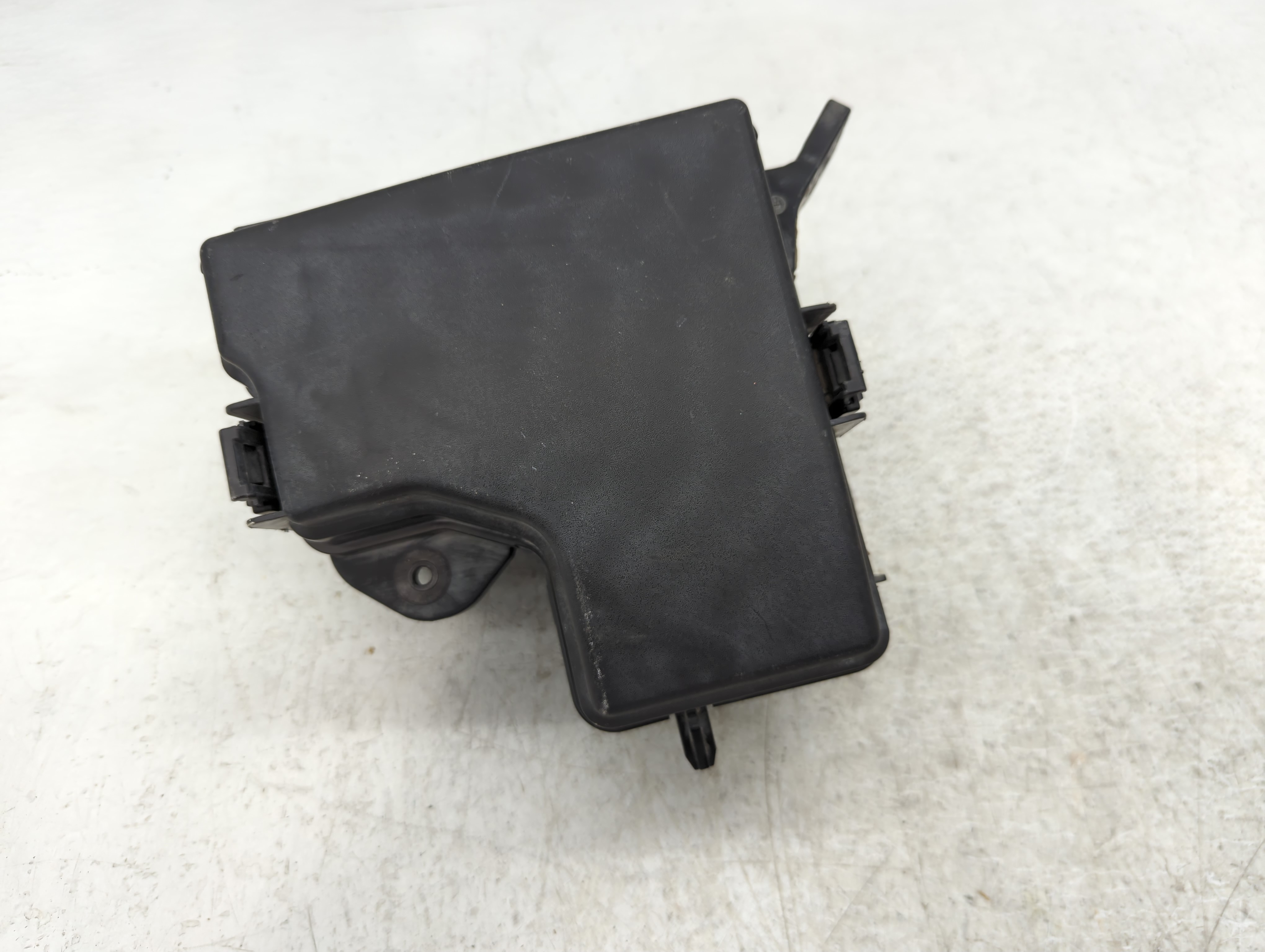 2015-2017 Hyundai Veloster Fusebox Fuse Box Relay Module 91305 2v137 1082347 - Oemusedautoparts1.com