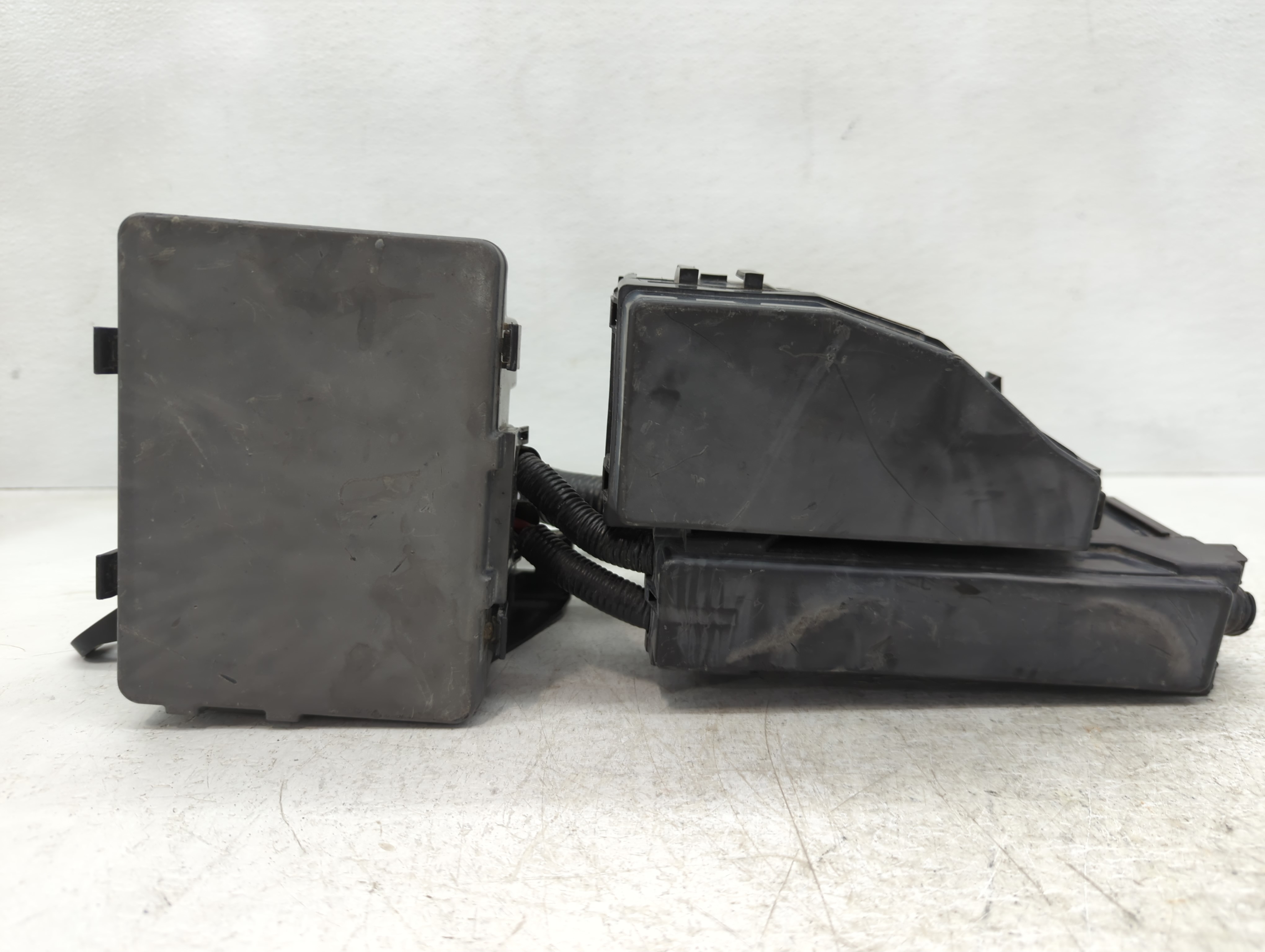 2015-2015 Nissan Altima Fusebox Fuse Box Relay Module 284b7 3ts9e 1082351 - Oemusedautoparts1.com
