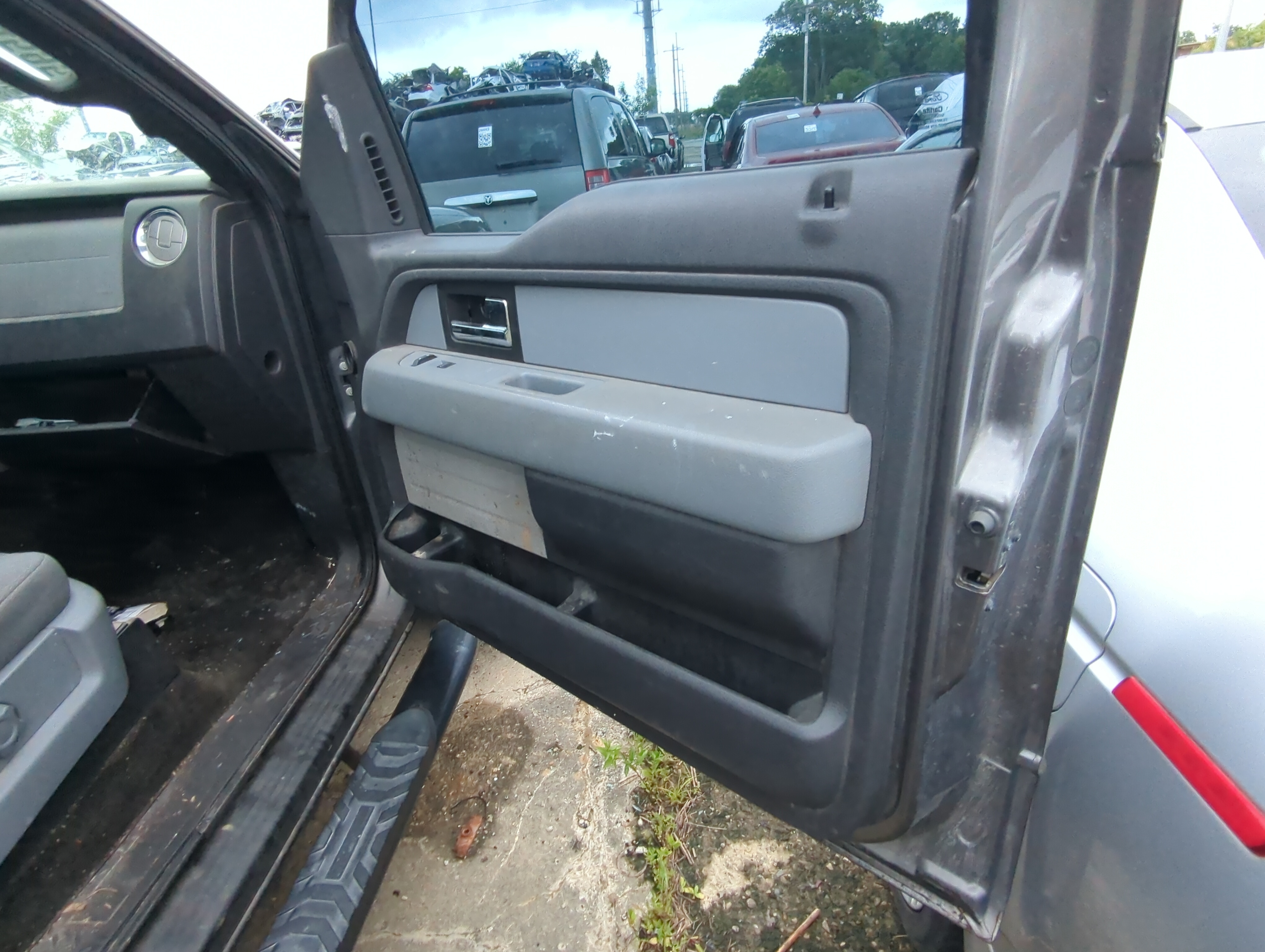 Picture of 2014 Ford F-150 Front Right Passenger Interior Door Panel Trim 1082654