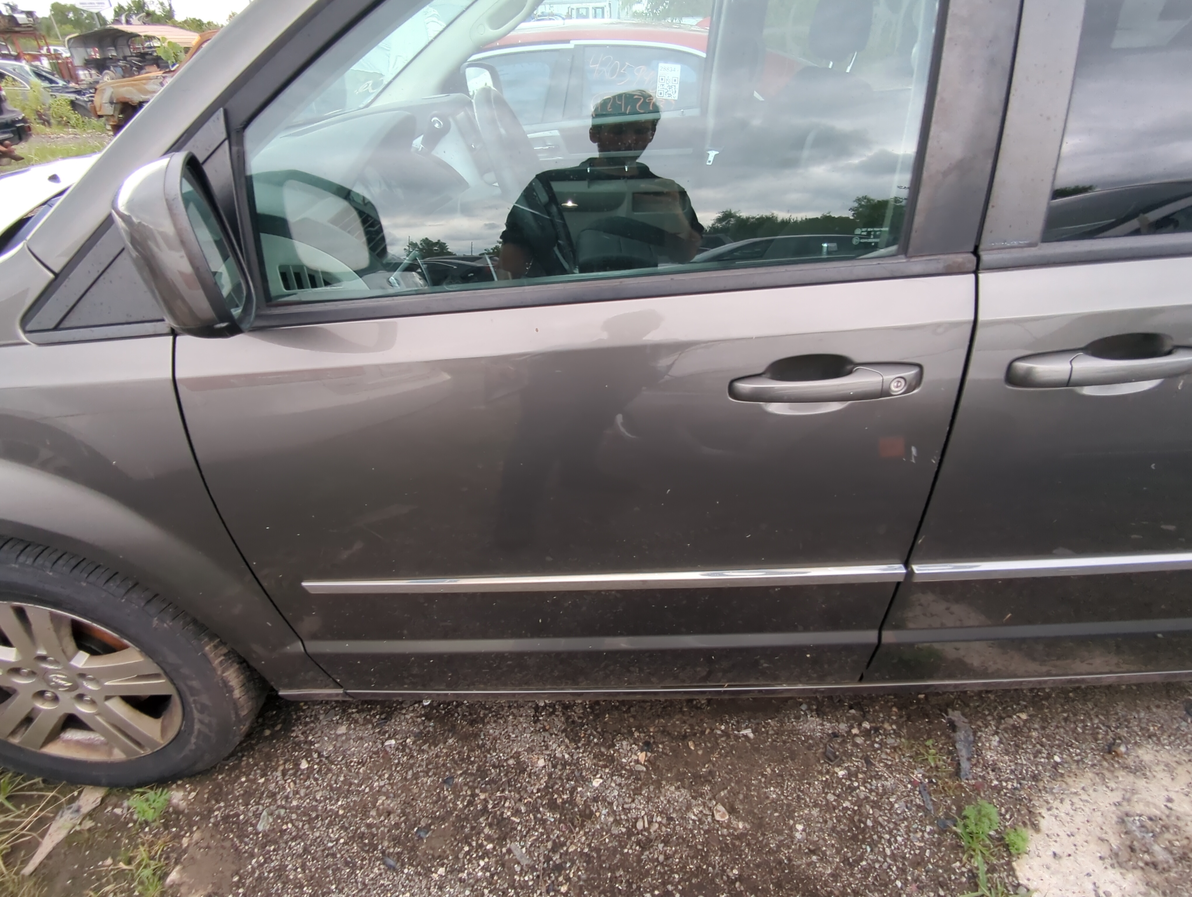 Picture of 2008-2020 Dodge Grand Caravan Driver Front Door Oem 1082767