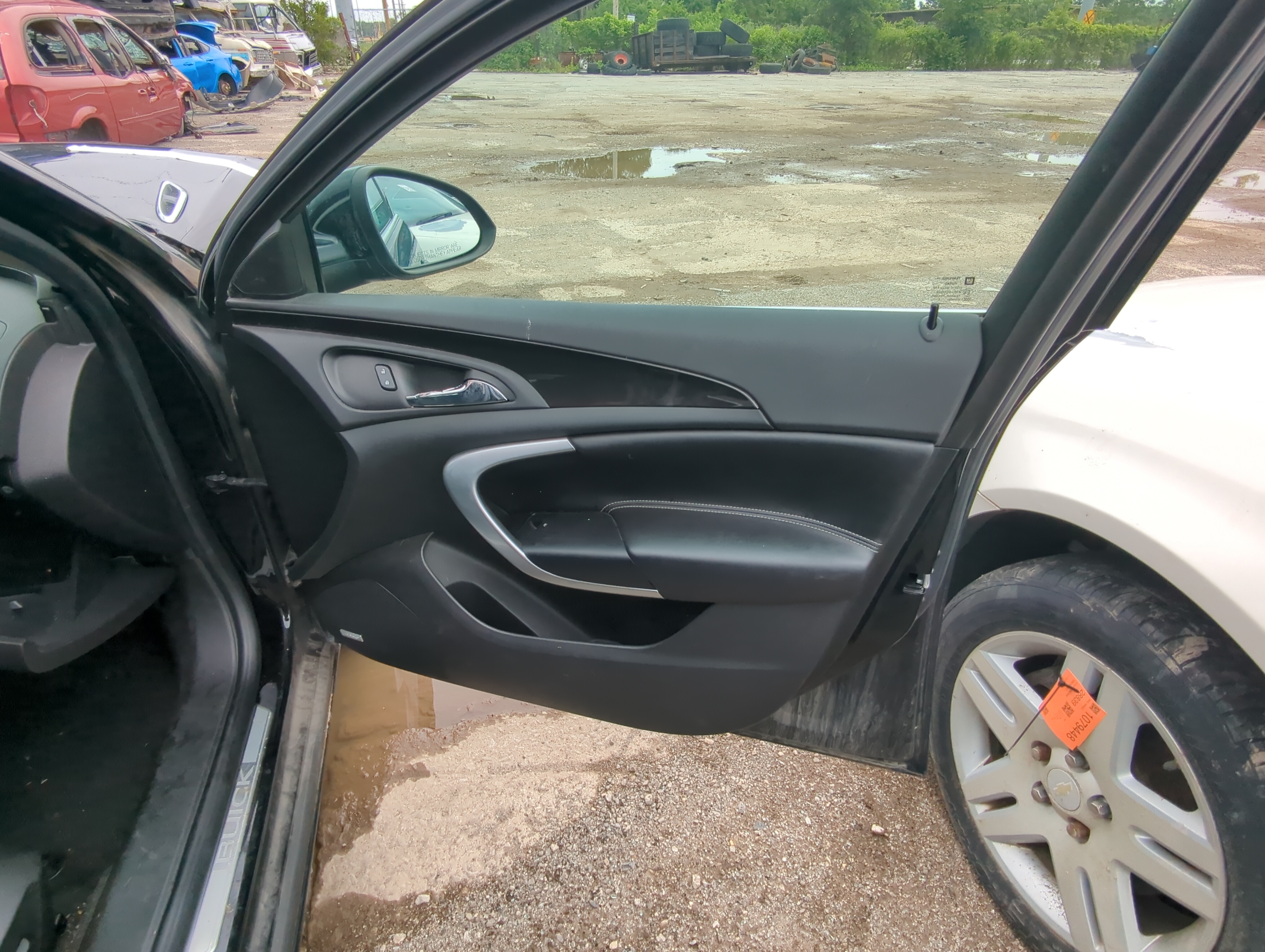 Picture of 2016 Buick Regal Front Right Passenger Interior Door Panel Trim 1083242