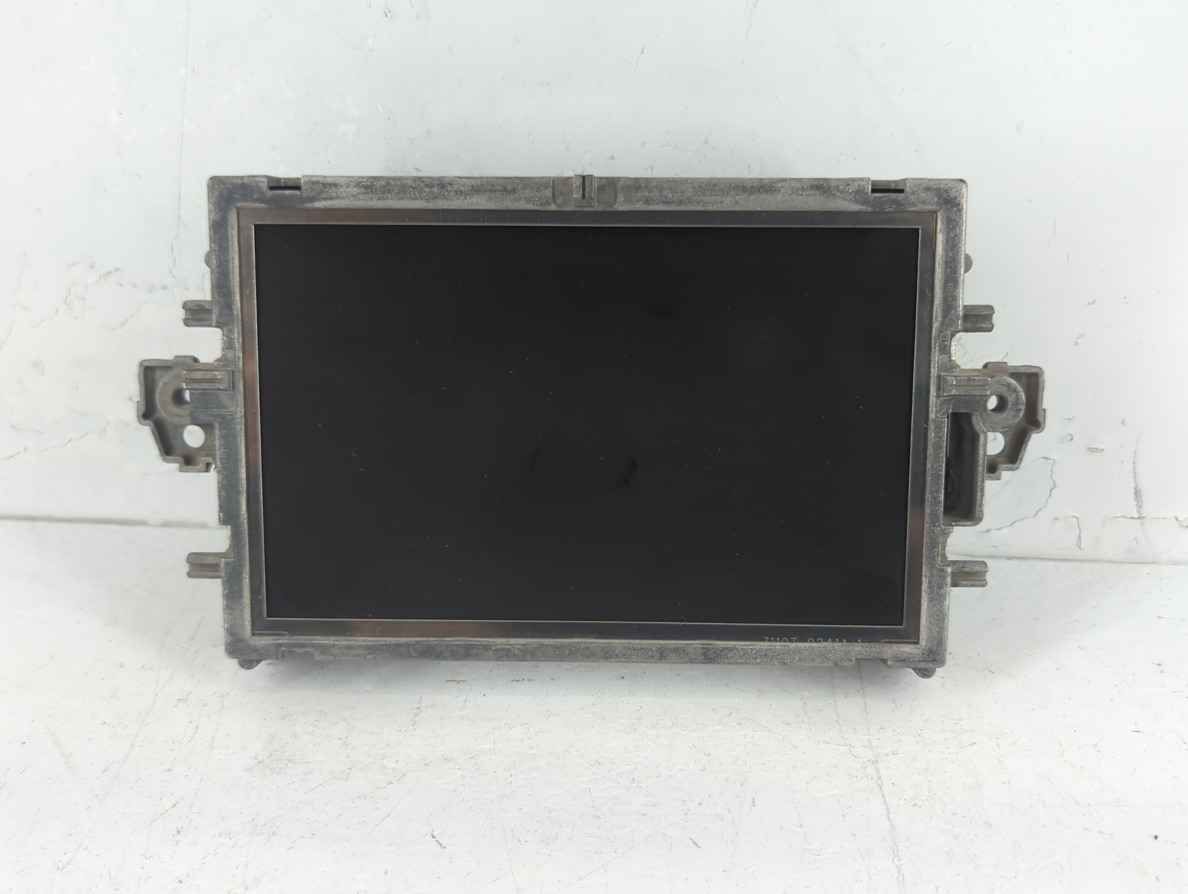 2011-2012 Mercedes-benz E550 Information Display Screen 1083309 - Oemusedautoparts1.com