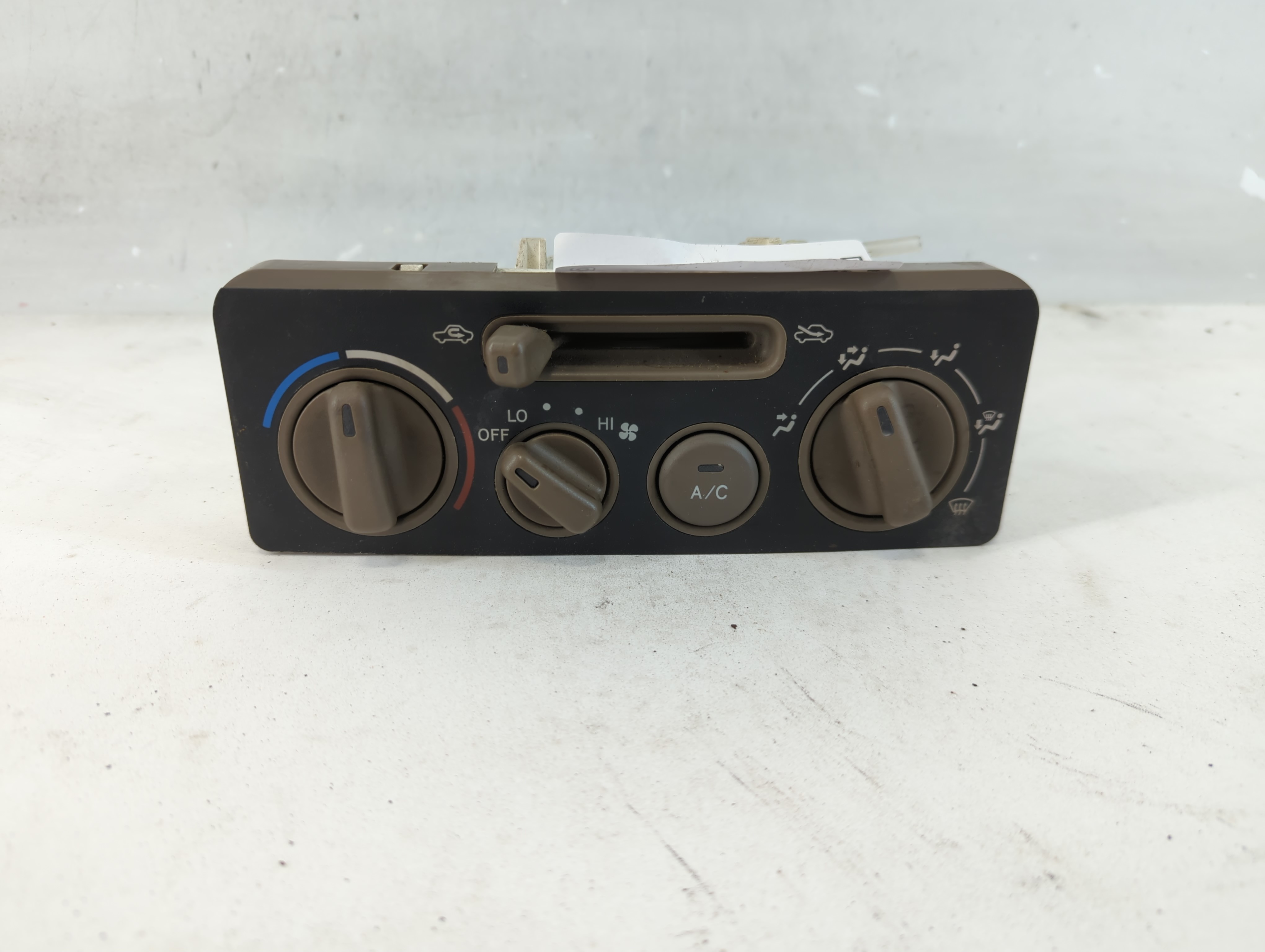 1998-2000 Toyota Corolla Ac Heater Climate Control 1083321 - Oemusedautoparts1.com