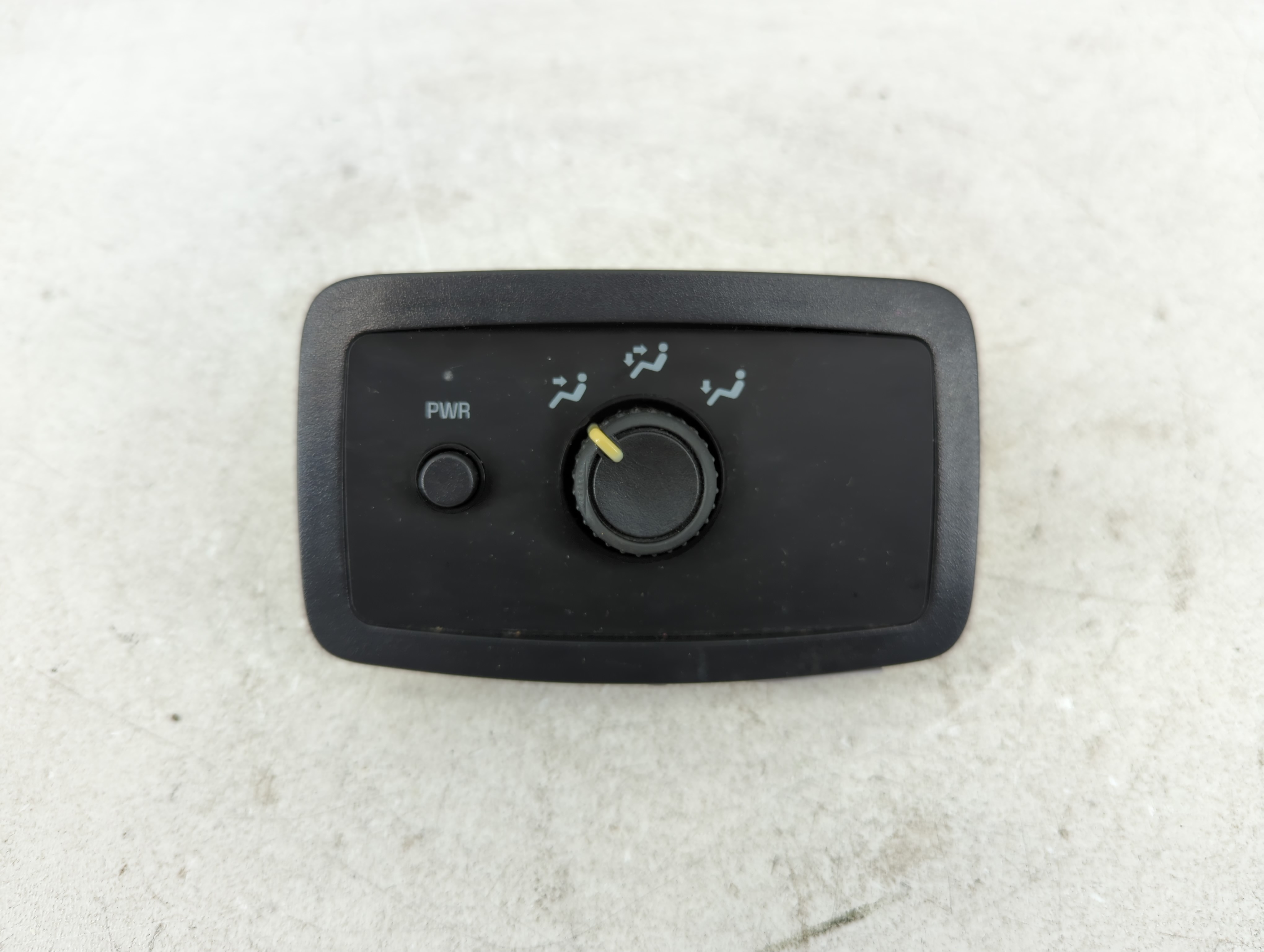 2002-2009 Chevrolet Trailblazer Ac Heater Climate Control 15095235 1083352 - Oemusedautoparts1.com
