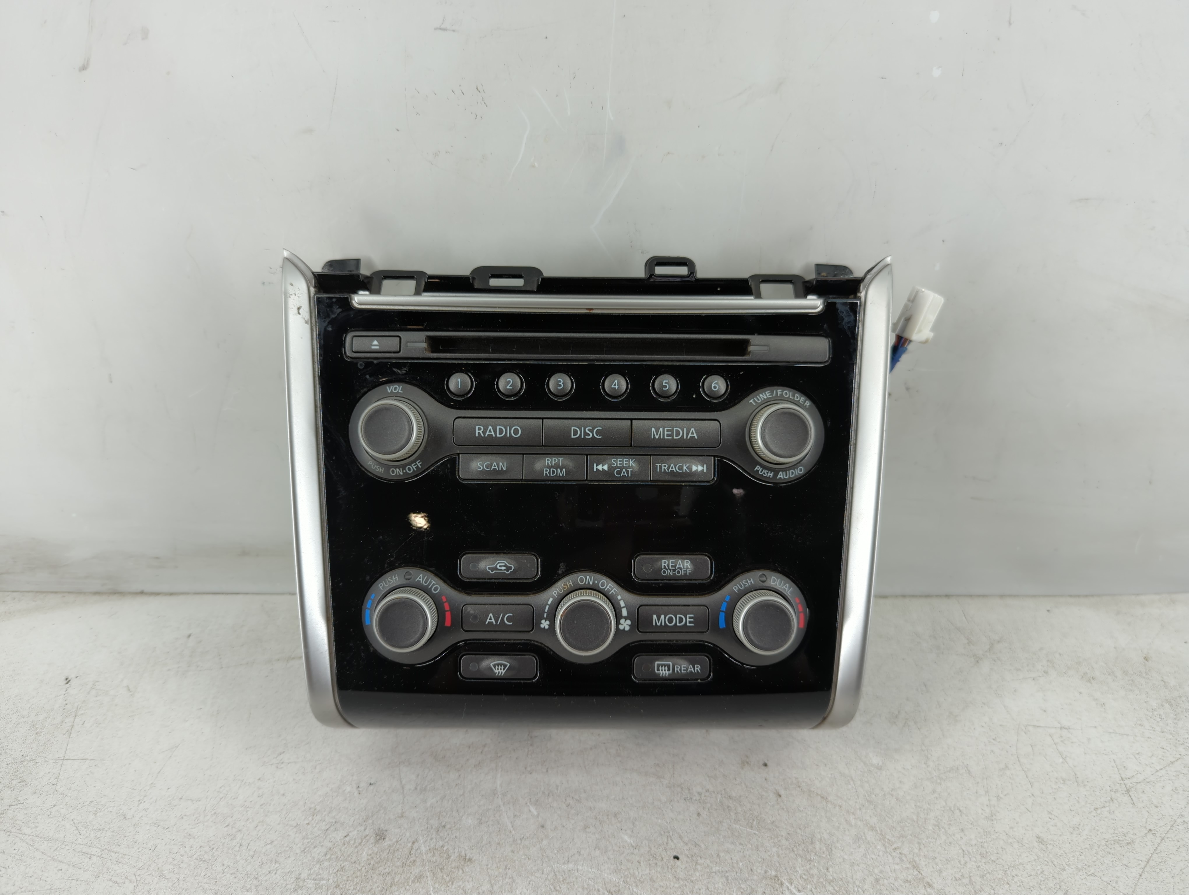 2013-2016 Nissan Pathfinder Ac Heater Climate Control 9pj0b 210220 1083359 - Oemusedautoparts1.com