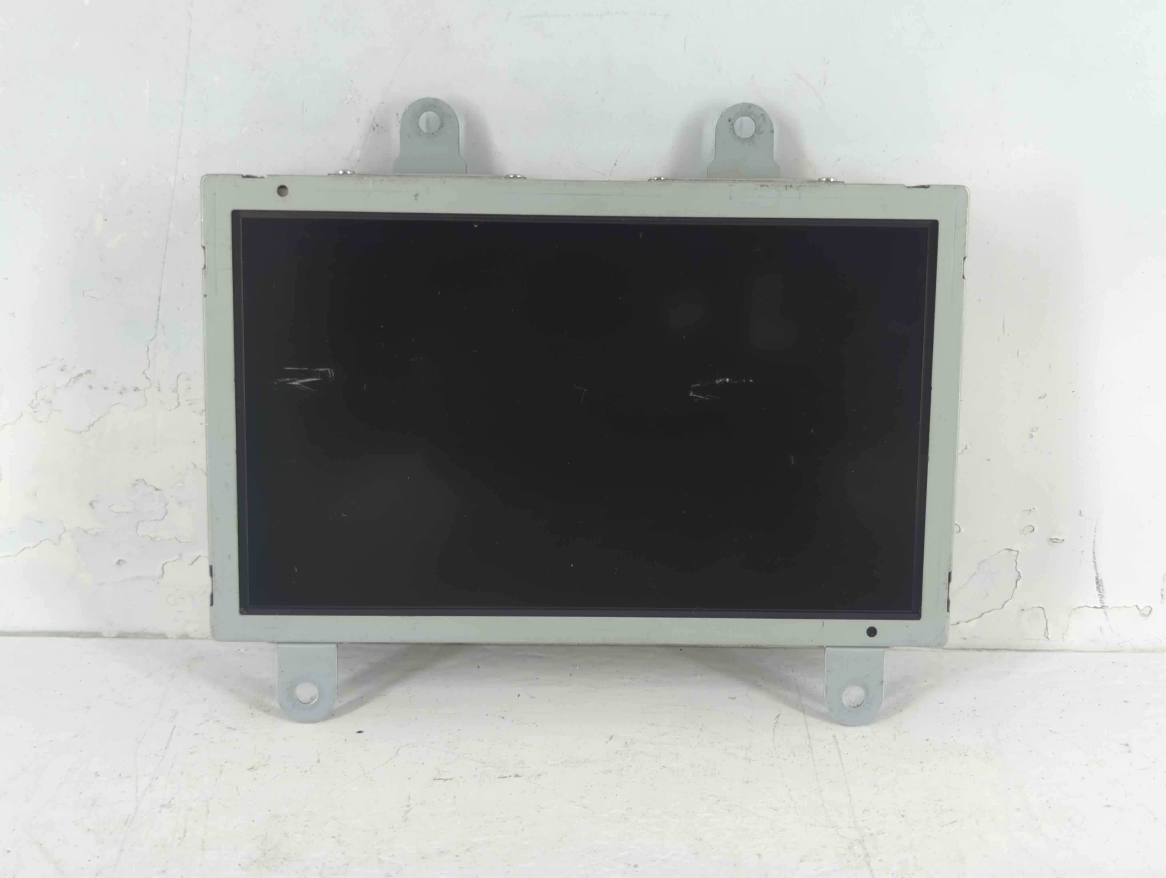 2010-2011 Buick Lacrosse Information Display Screen 1083371 - Oemusedautoparts1.com