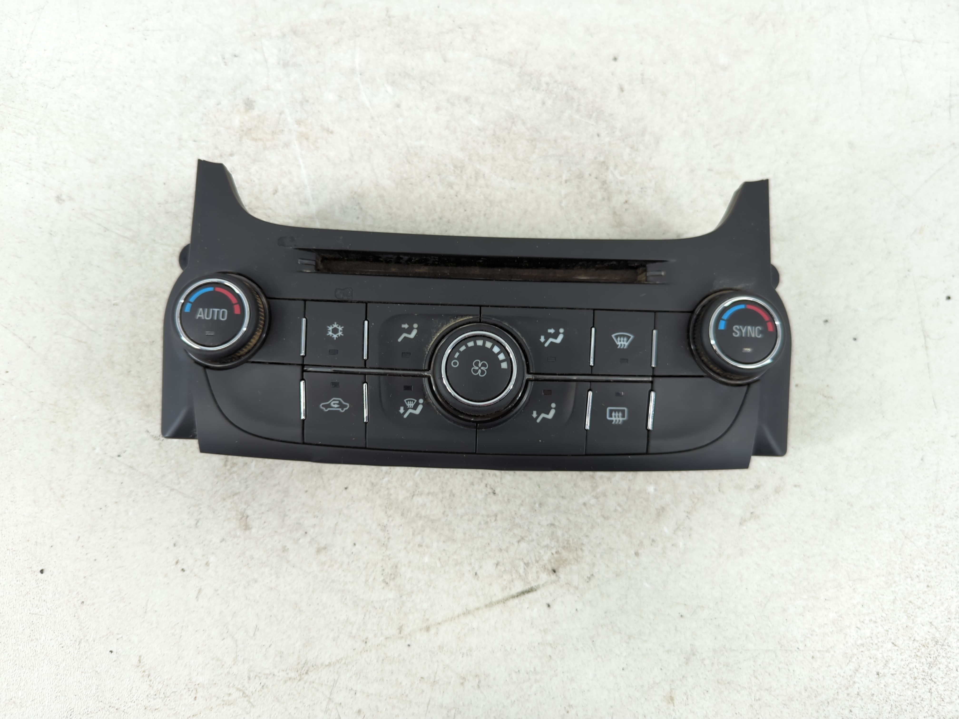 2014-2016 Chevrolet Malibu Ac Heater Roof Climate Control 23465800 1083383 - Oemusedautoparts1.com