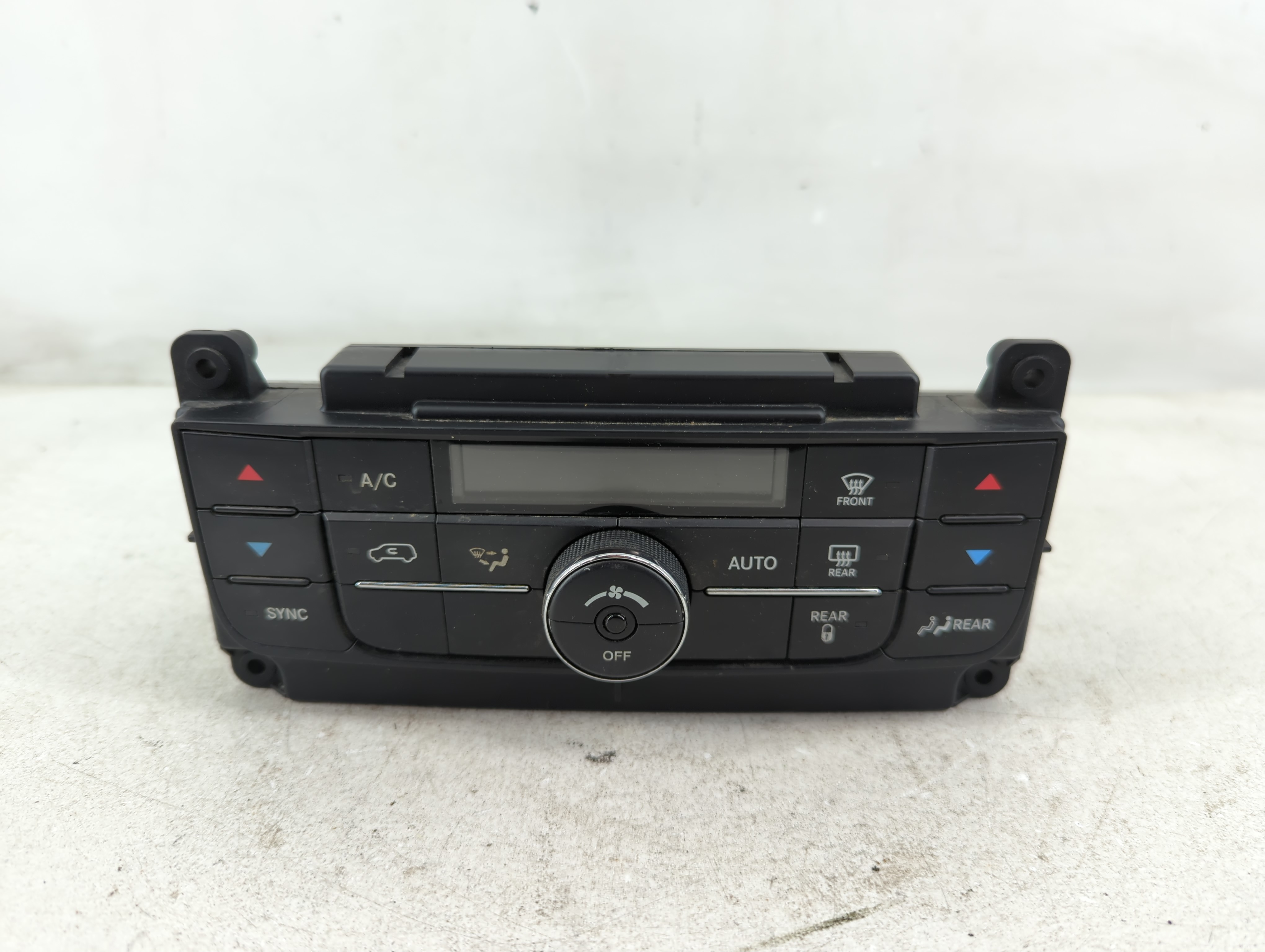 2011-2016 Chrysler Town & Country Ac Heater Climate Control 55111236af 1083396 - Oemusedautoparts1.com