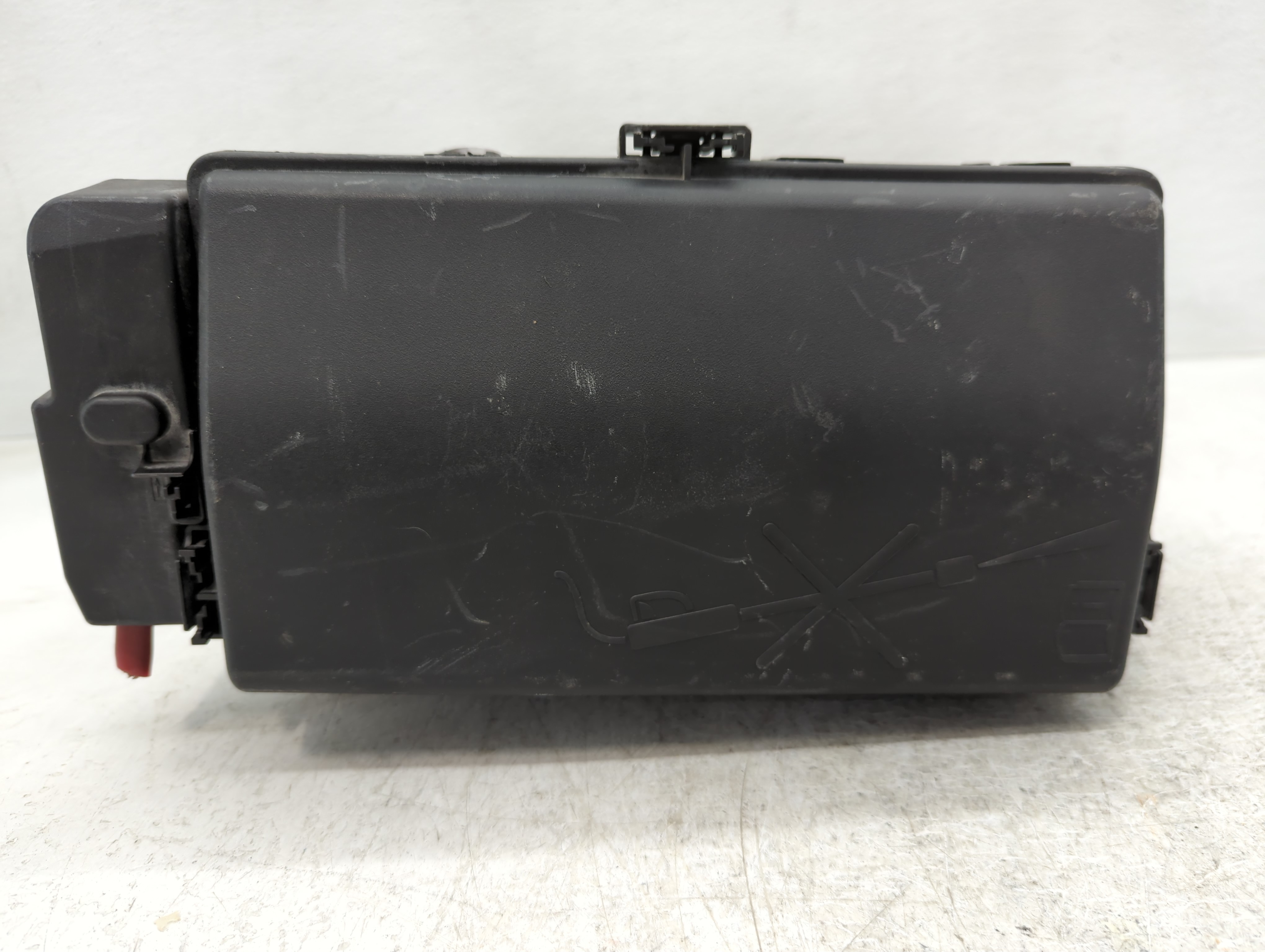 Picture of 2014-2016 Chevrolet Malibu Fusebox Fuse Box Relay Module 23158838 1083407